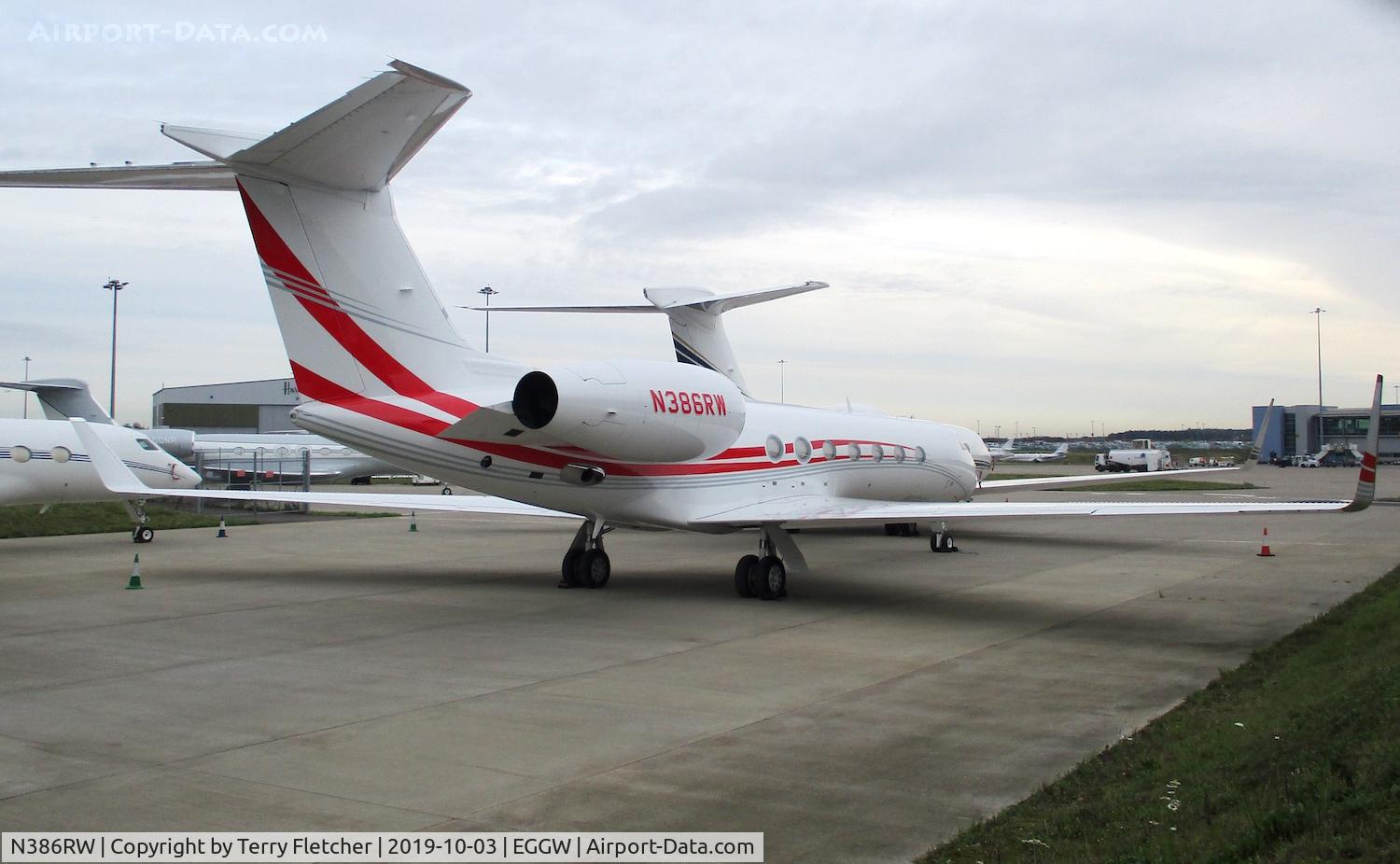 N386RW, 2012 Gulfstream Aerospace GV-SP (G550) C/N 5370, At Luton