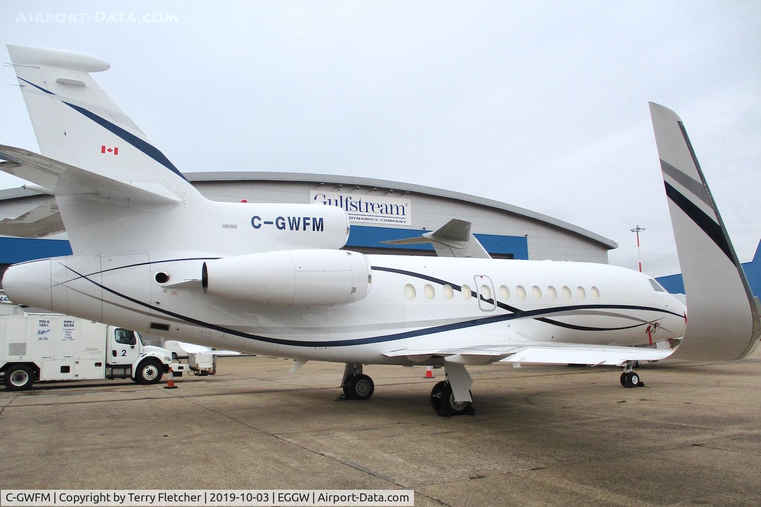 C-GWFM, 2001 Dassault Falcon 900EX C/N 88, At Luton