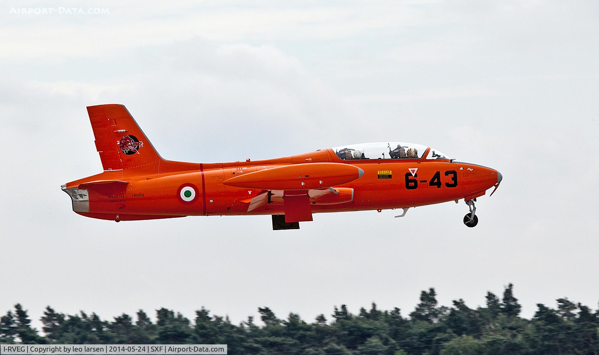 I-RVEG, Aermacchi MB-326E C/N 6172/18, Berlin Air Show 24.5.2014