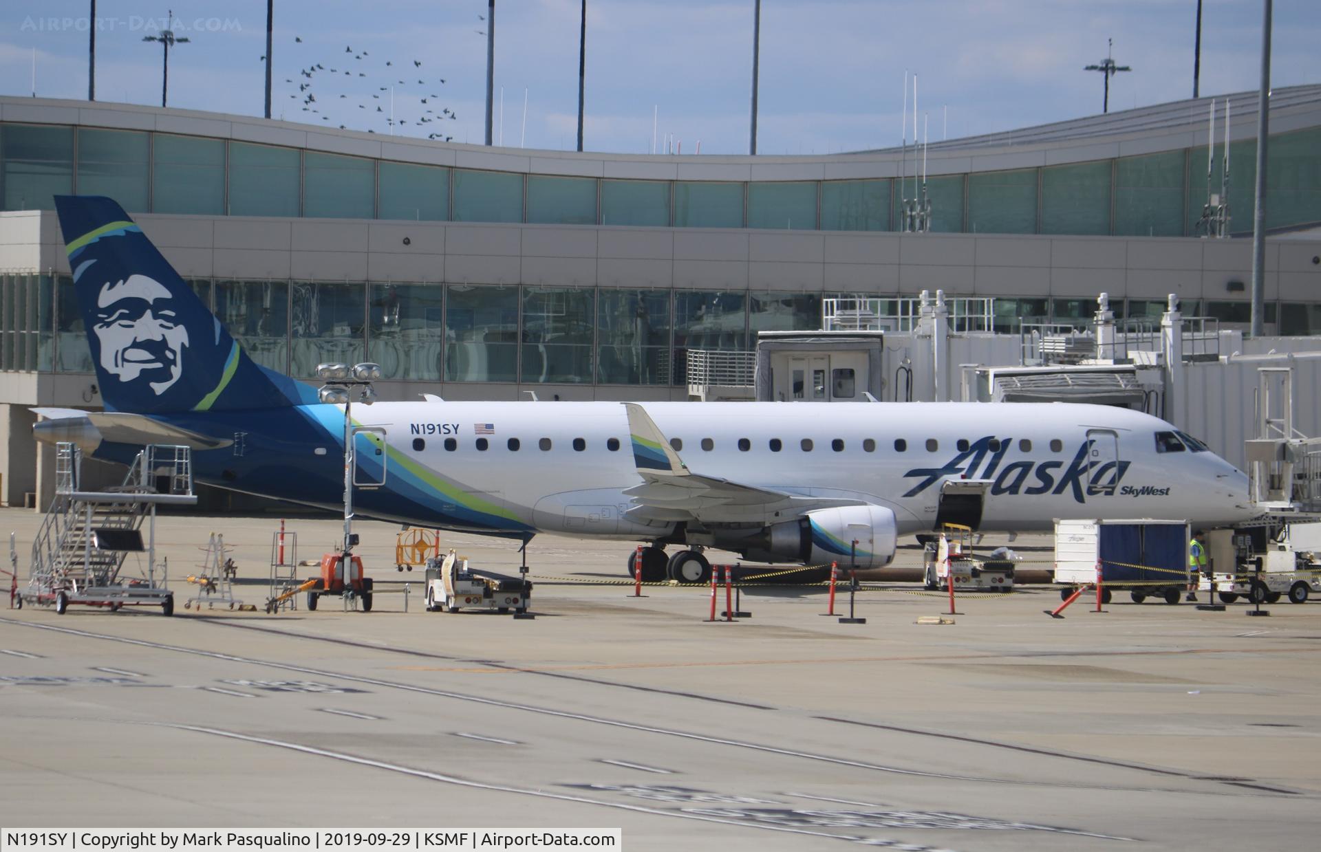 N191SY, 2017 Embraer 175LR (ERJ-170-200LR) C/N 17000632, ERJ-170-200LR