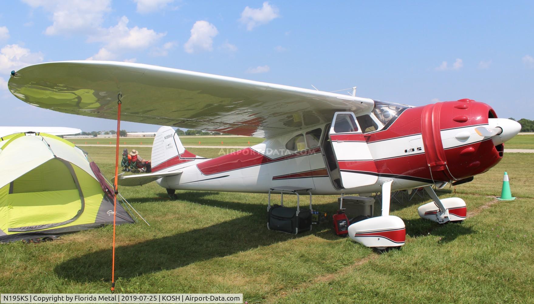 N195KS, 1950 Cessna 195A C/N 7582, Cessna 195A