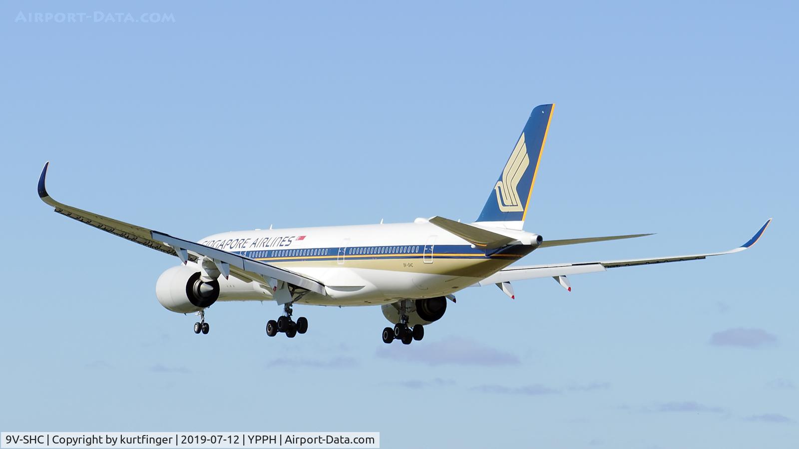 9V-SHC, 2018 Airbus A350-941 C/N 276, Airbus A350-941 SIA 9V-SHC, final rwy 06 YPPH120719.