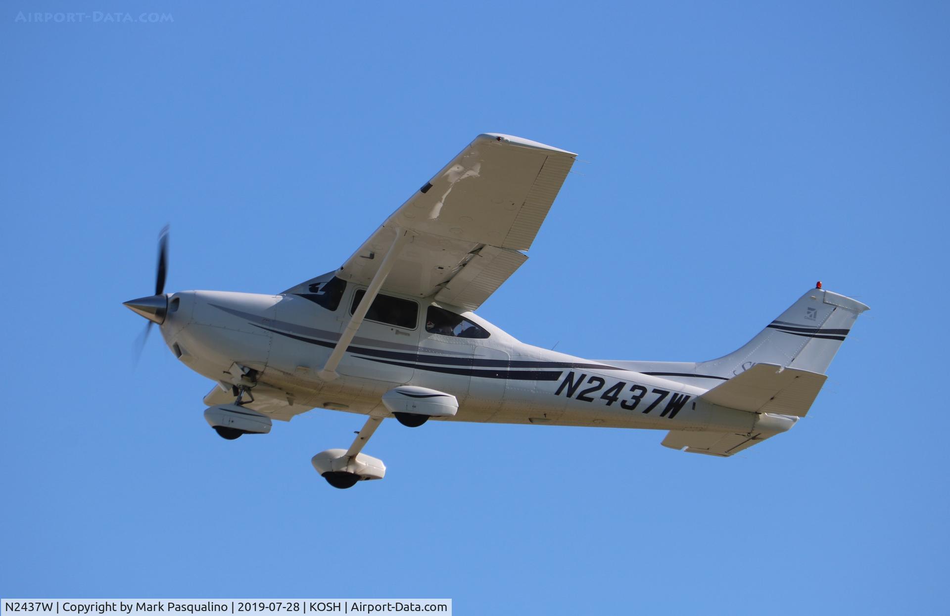 N2437W, Cessna 182S Skylane C/N 18280705, Cessna 182S