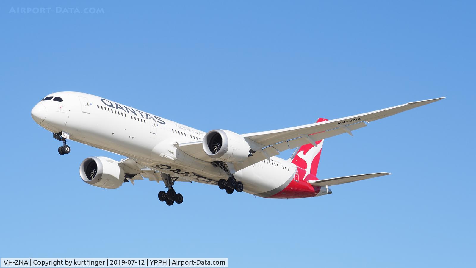 VH-ZNA, 2017 Boeing 787-9 Dreamliner C/N 39038, Boeing 787-9. Qantas VH-ZNA short final runway 06 YPPH 120719.