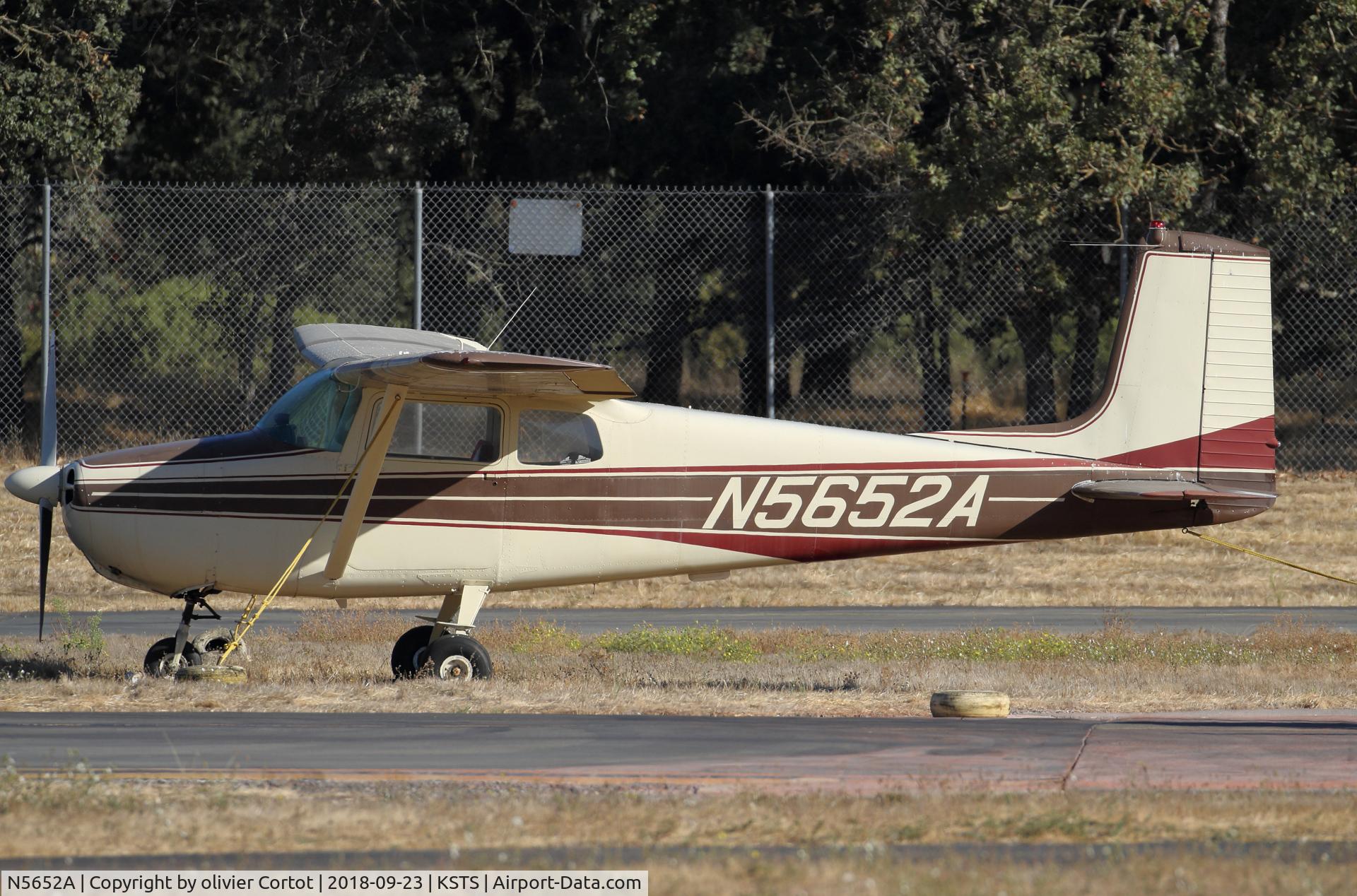N5652A, 1956 Cessna 172 C/N 28252, Santa Rosa airshow