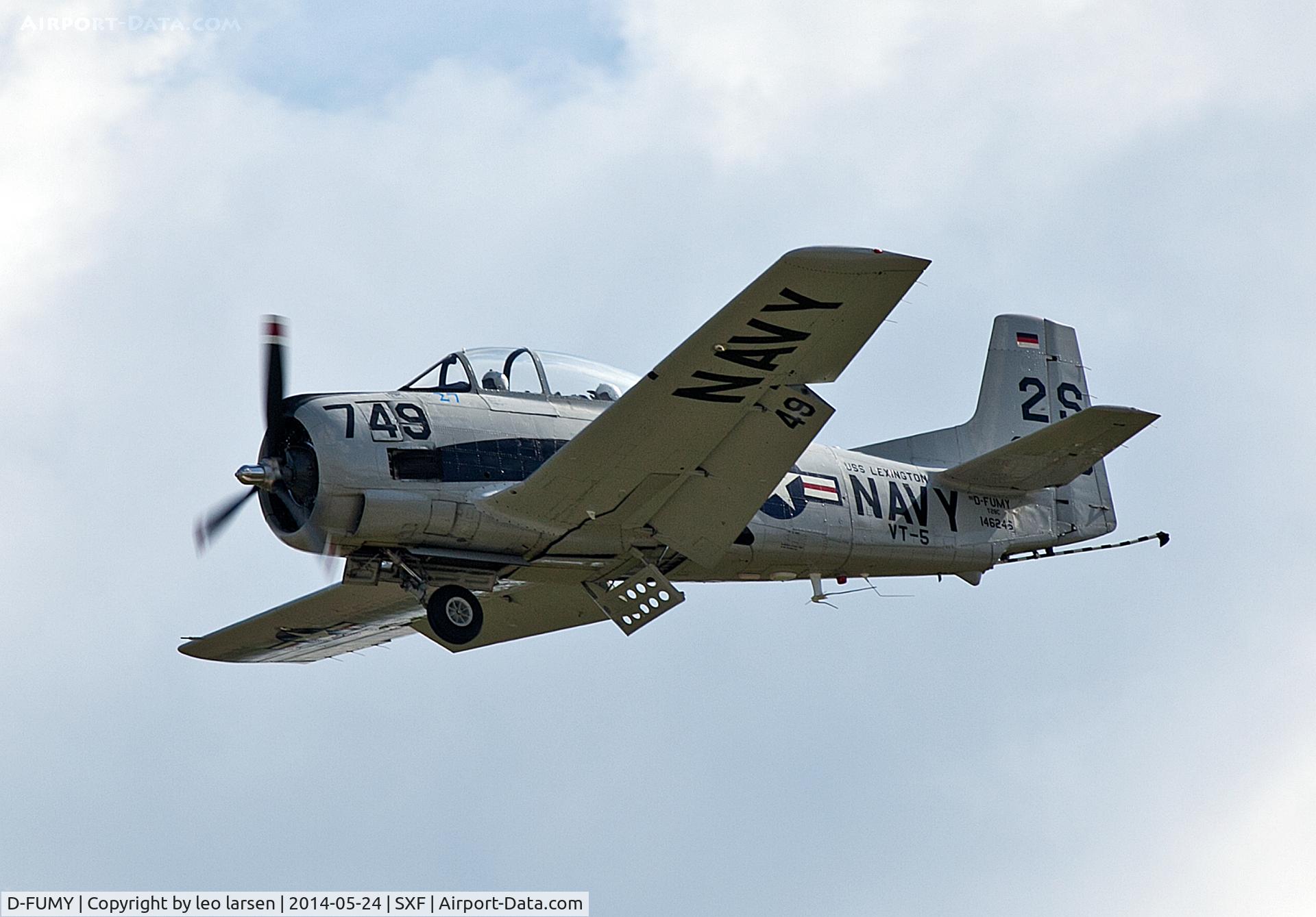 D-FUMY, North American T-28C Trojan C/N 252-9 (146246), Berlin Air Show 24.5.2014