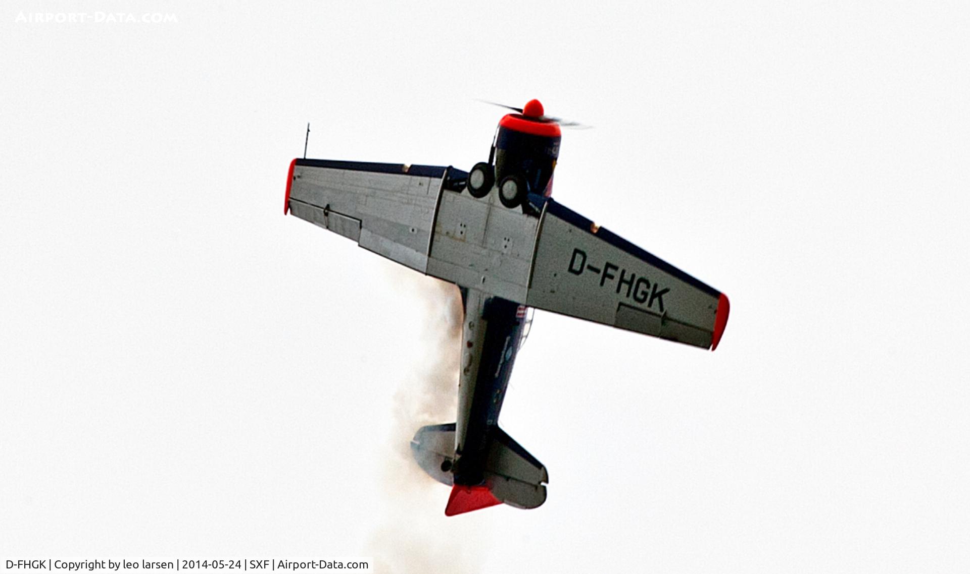 D-FHGK, 1942 Noorduyn AT-16 Harvard IIB C/N 14A-324, Berlin Air Show 24.5.2014