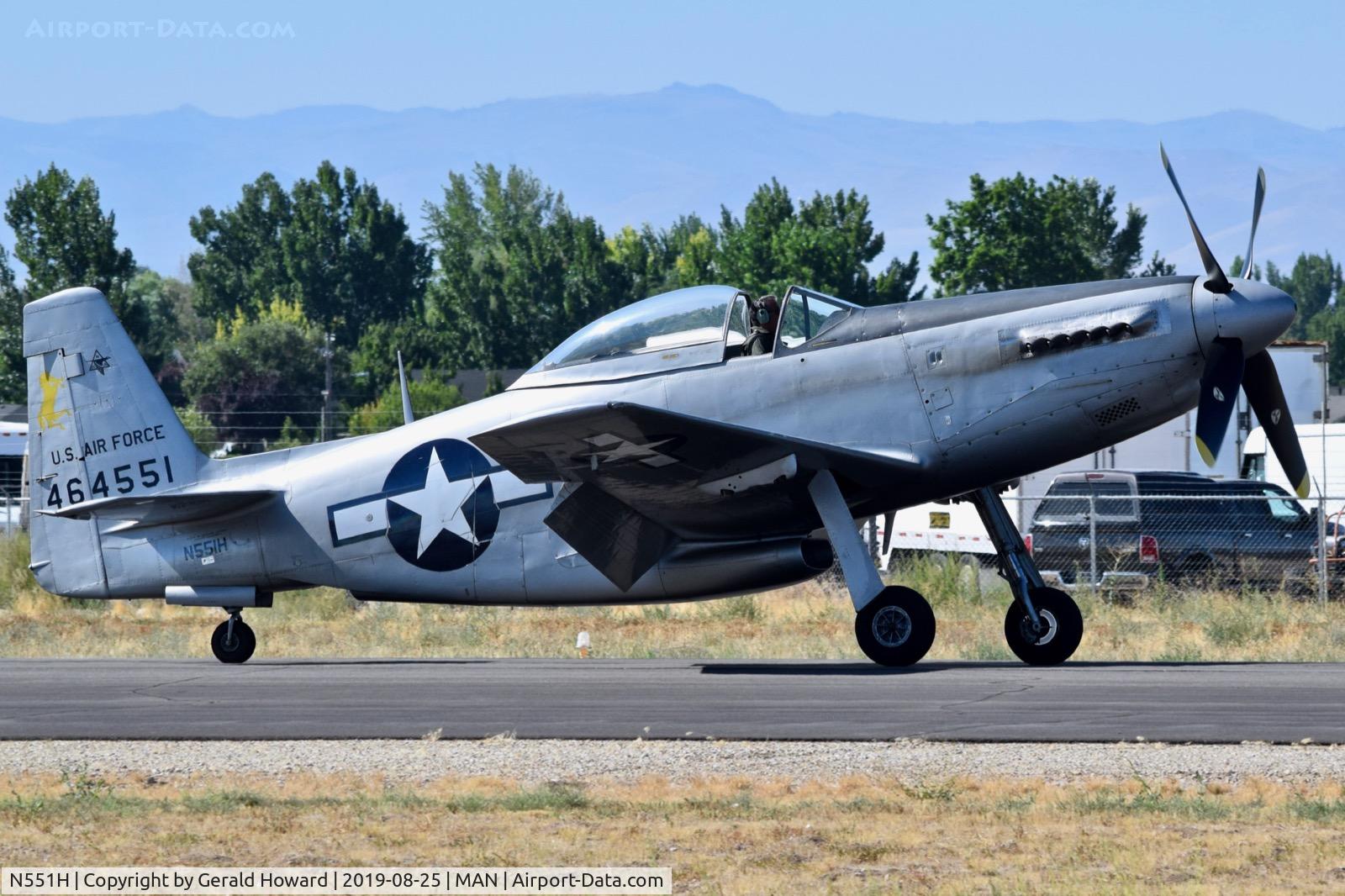 N551H, 1944 North American F-51-H-5-NA C/N 44-64314, Landing MAN.