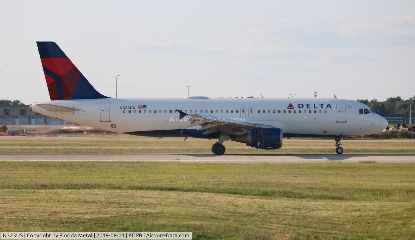 N323US, 1992 Airbus A320-211 C/N 272, Delta