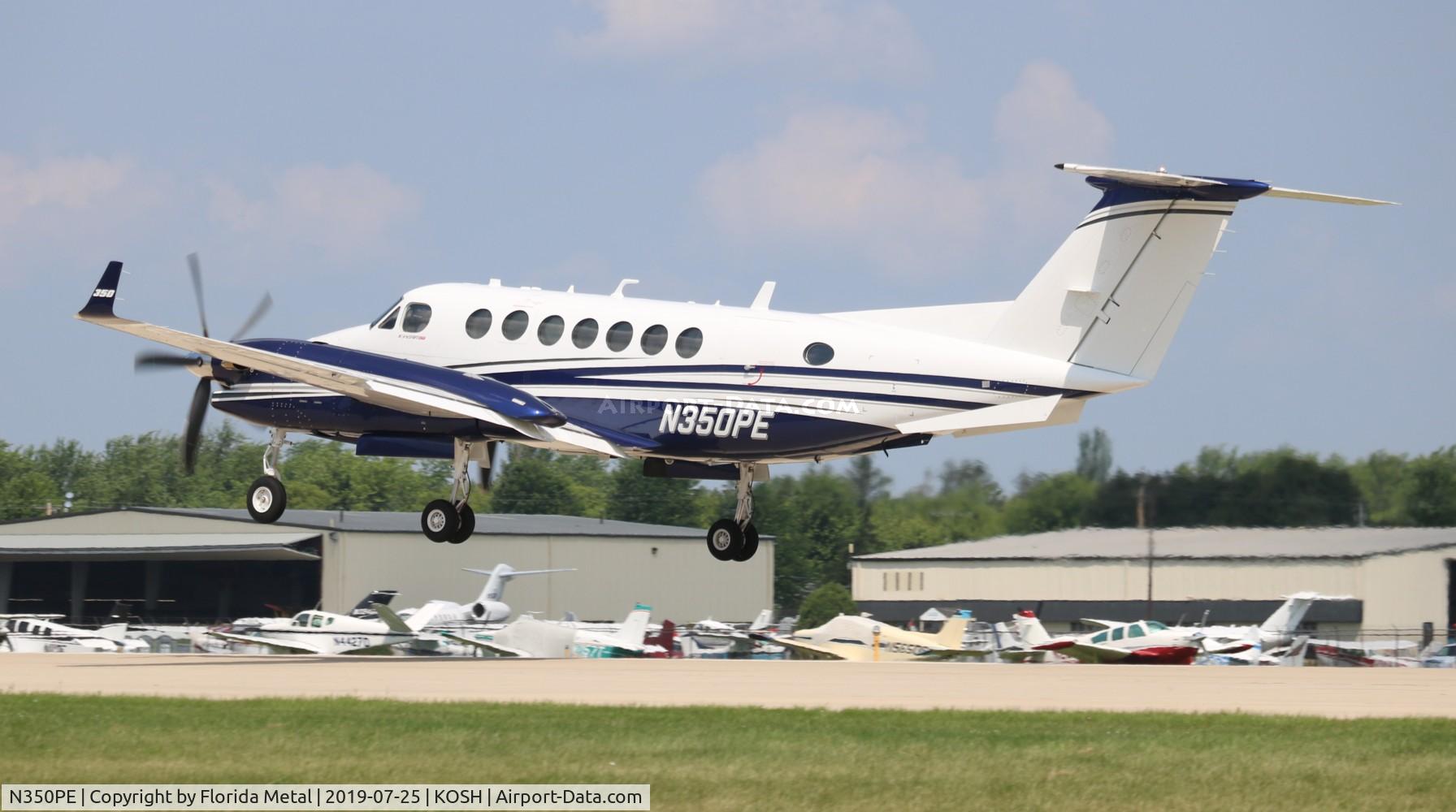 N350PE, 2000 Raytheon King Air 350 (B300) C/N FL-286, King Air 350