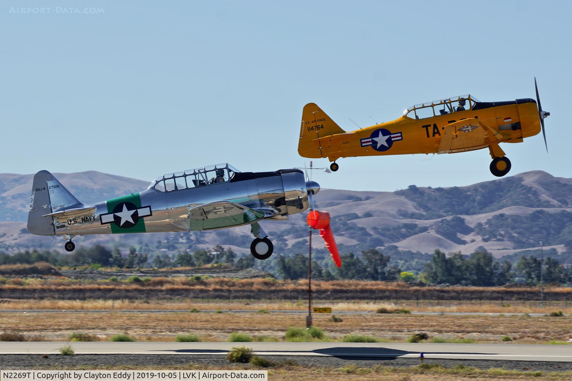 N2269T, 1943 North American Medore SNJ-4 C/N 88-12841, Livermore Airport Airshow 2019.