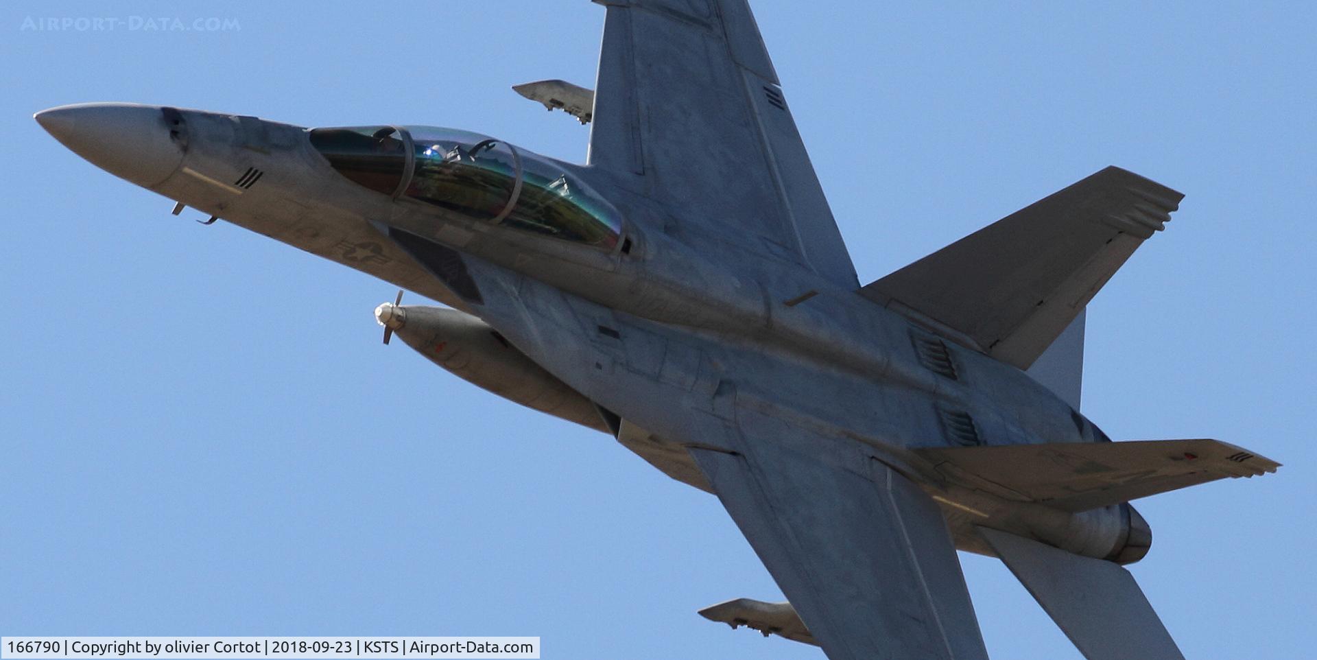 166790, Boeing F/A-18F Super Hornet C/N F-171, low pass at the Santa Rosa airshow