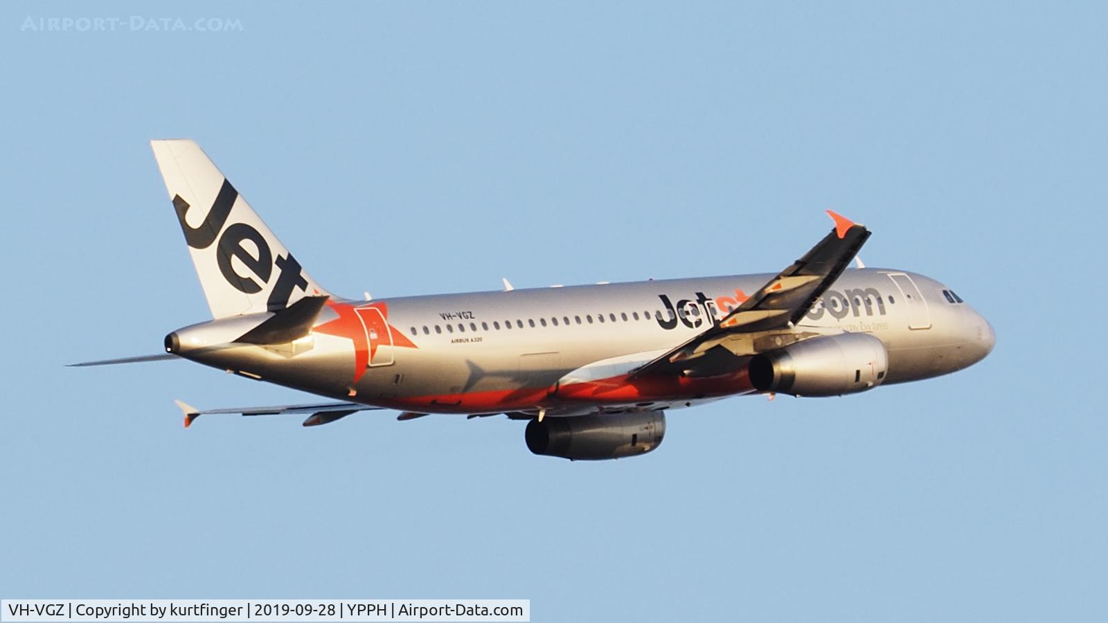 VH-VGZ, 2009 Airbus A320-232 C/N 3917, Airbus A320-232. Jetstar VH-VGZ, departed rwy 21 YPPH 280919.