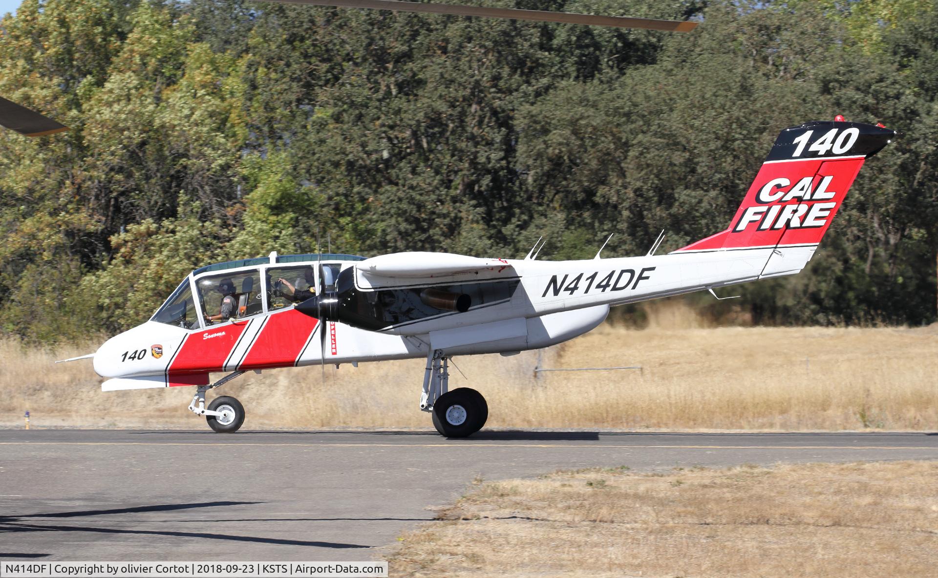 N414DF, North American OV-10A Bronco C/N 30526M16, leaving Santa rosa