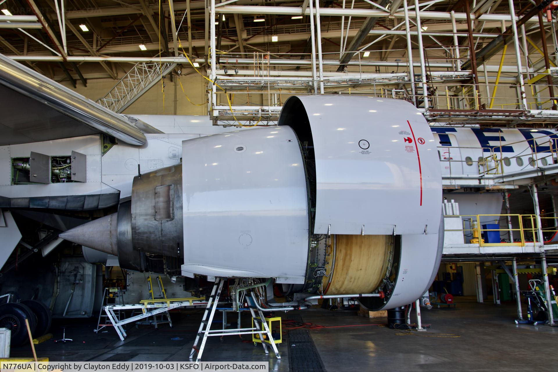 N776UA, 1996 Boeing 777-222 C/N 26937, PW4000 engine SFO 2019.