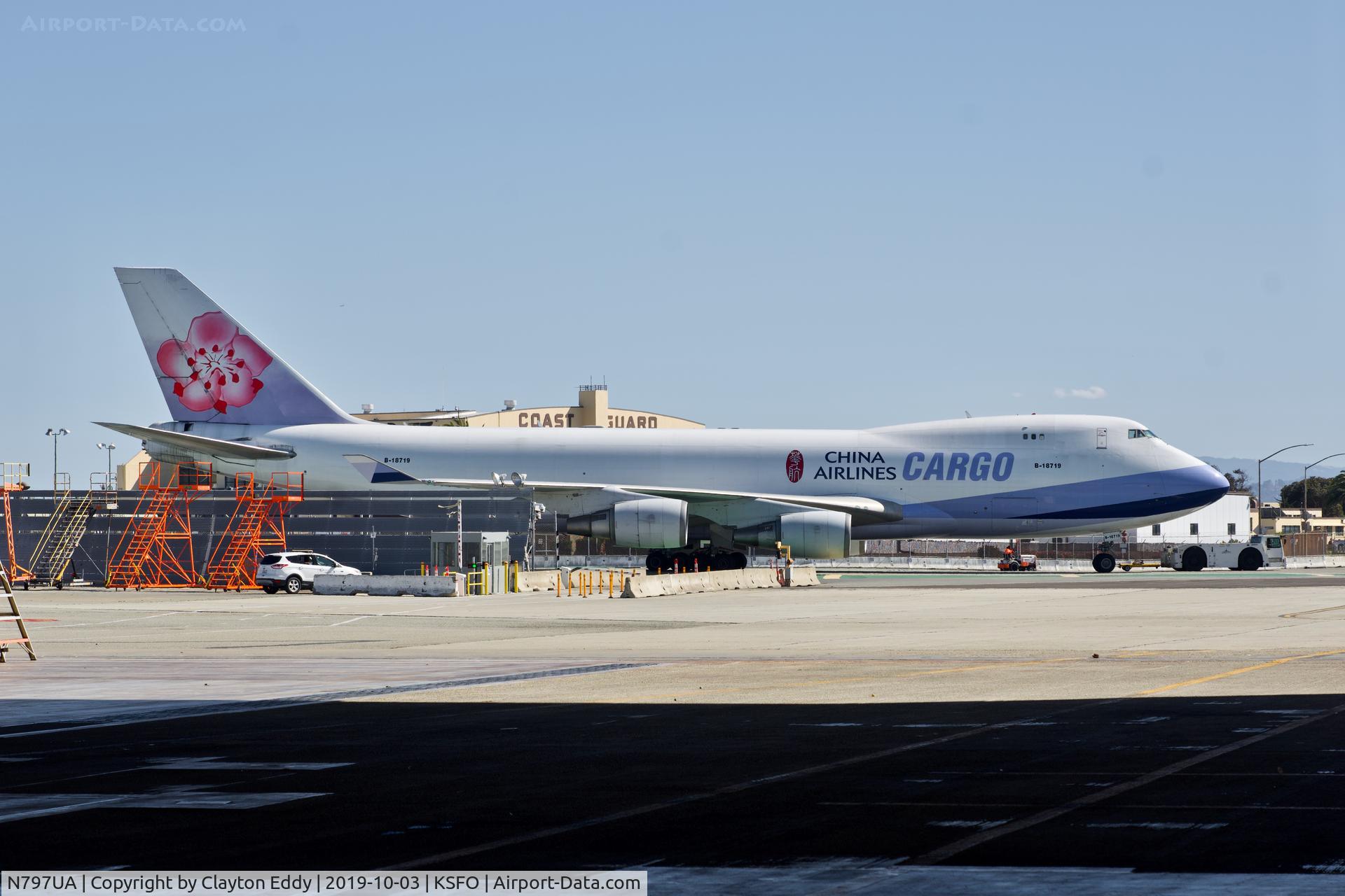 N797UA, 1998 Boeing 777-222 C/N 26924, SFO 2019.