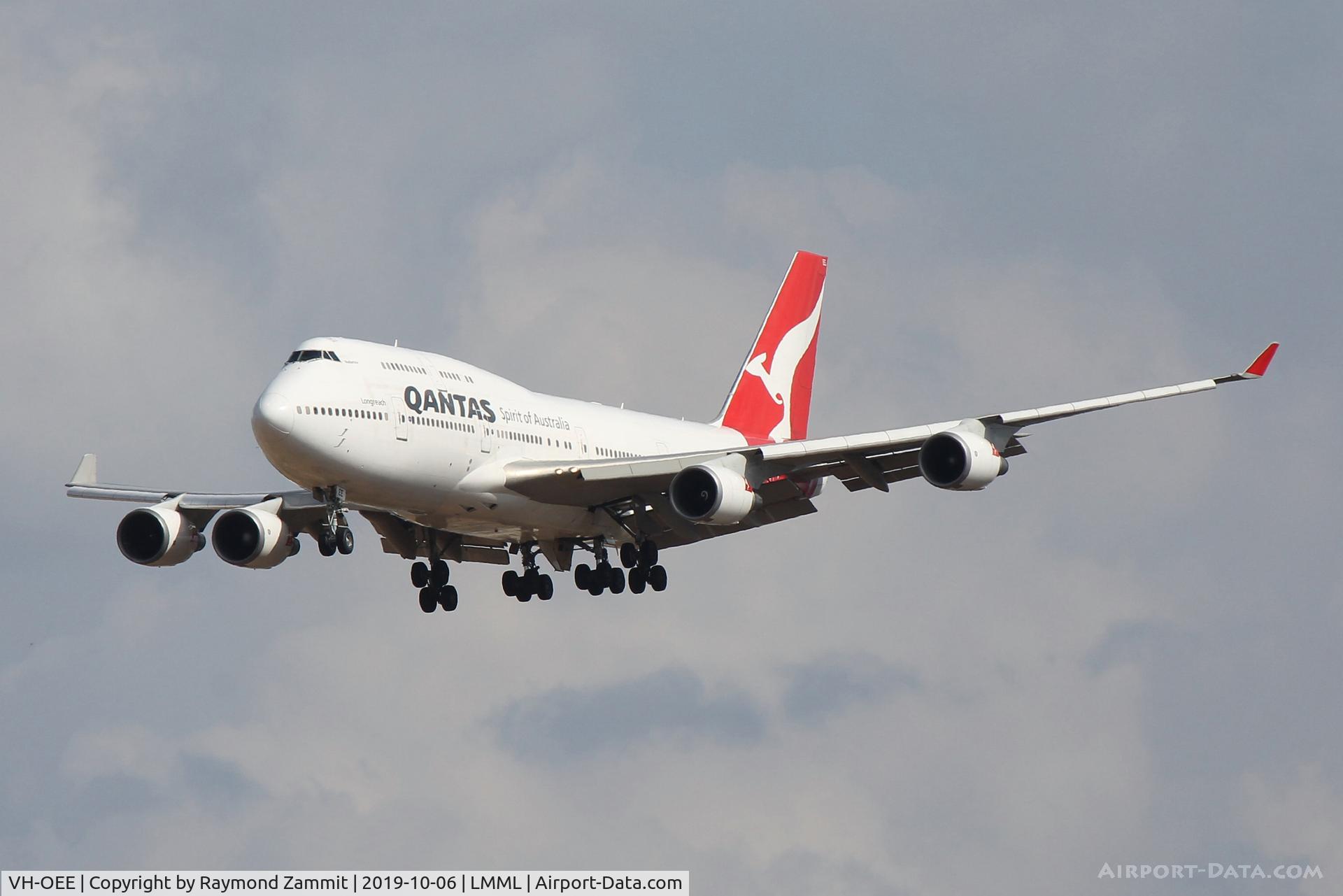 VH-OEE, 2002 Boeing 747-438/ER C/N 32909, B747 VH-OEE Qantas