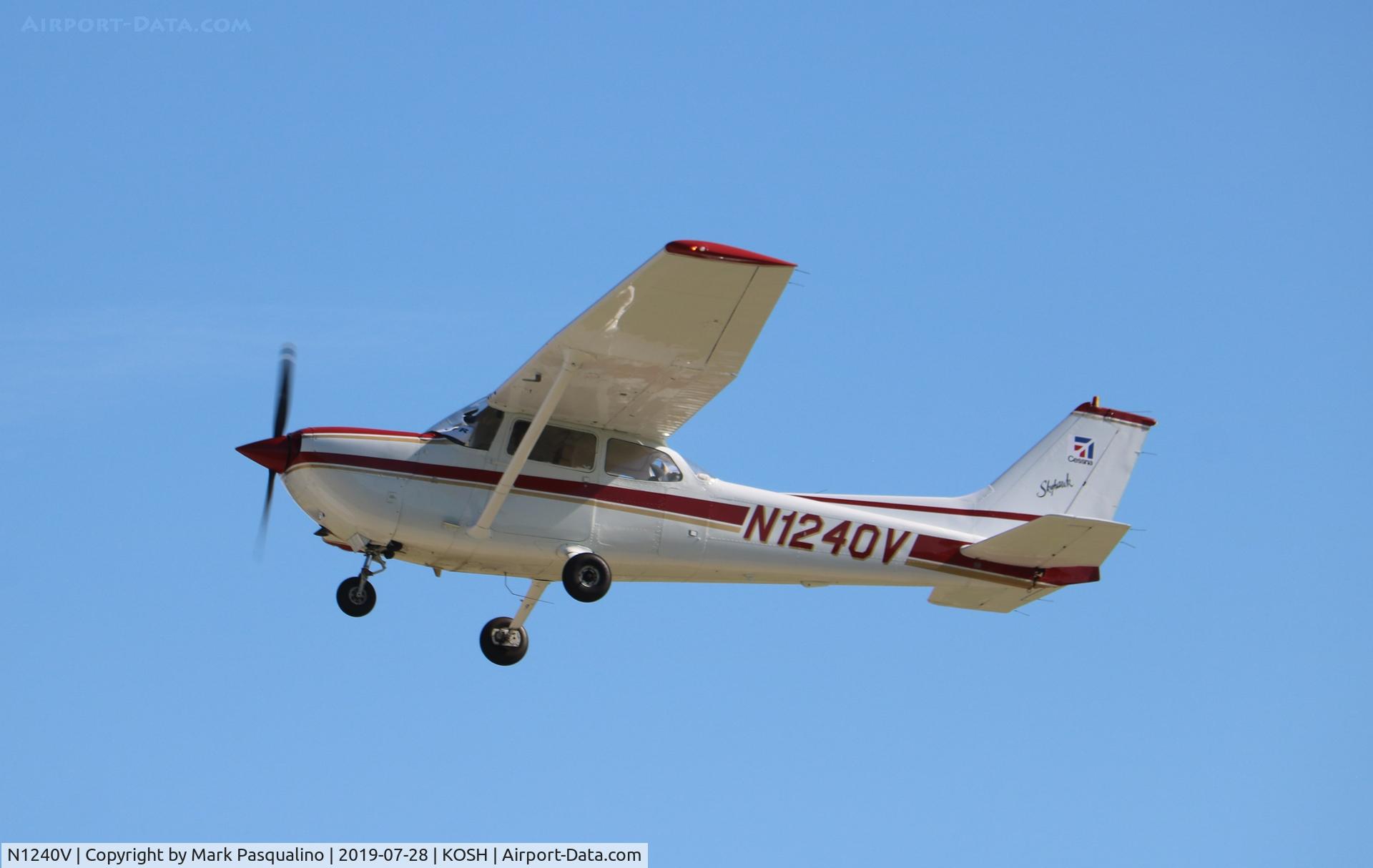 N1240V, 1976 Cessna R172K Hawk XP C/N R1722150, Cessna R172K