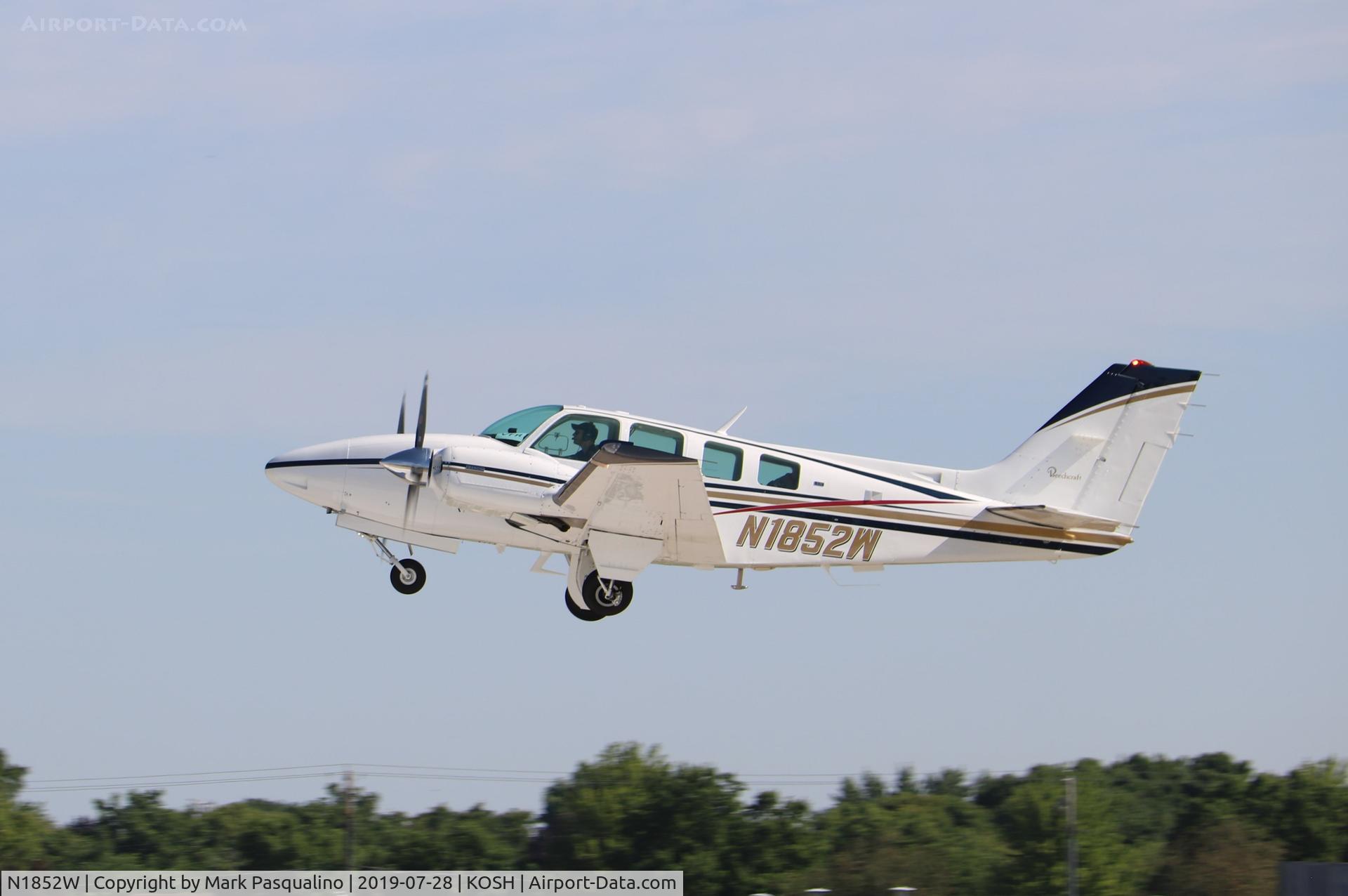N1852W, 1973 Beech 58 Baron C/N TH-329, Beech 58