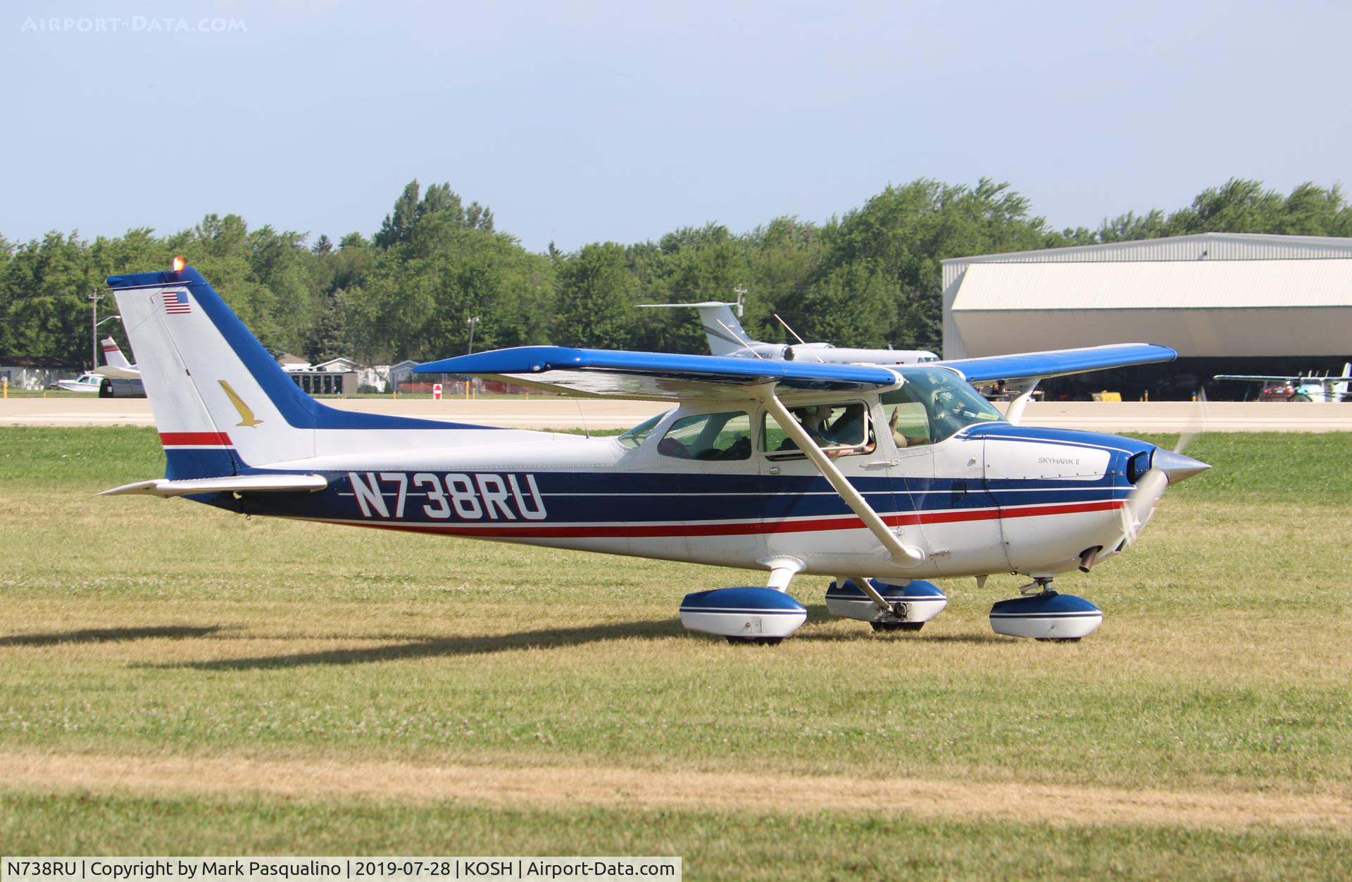 N738RU, 1977 Cessna 172N Skyhawk II C/N 17270185, Cessna 172N
