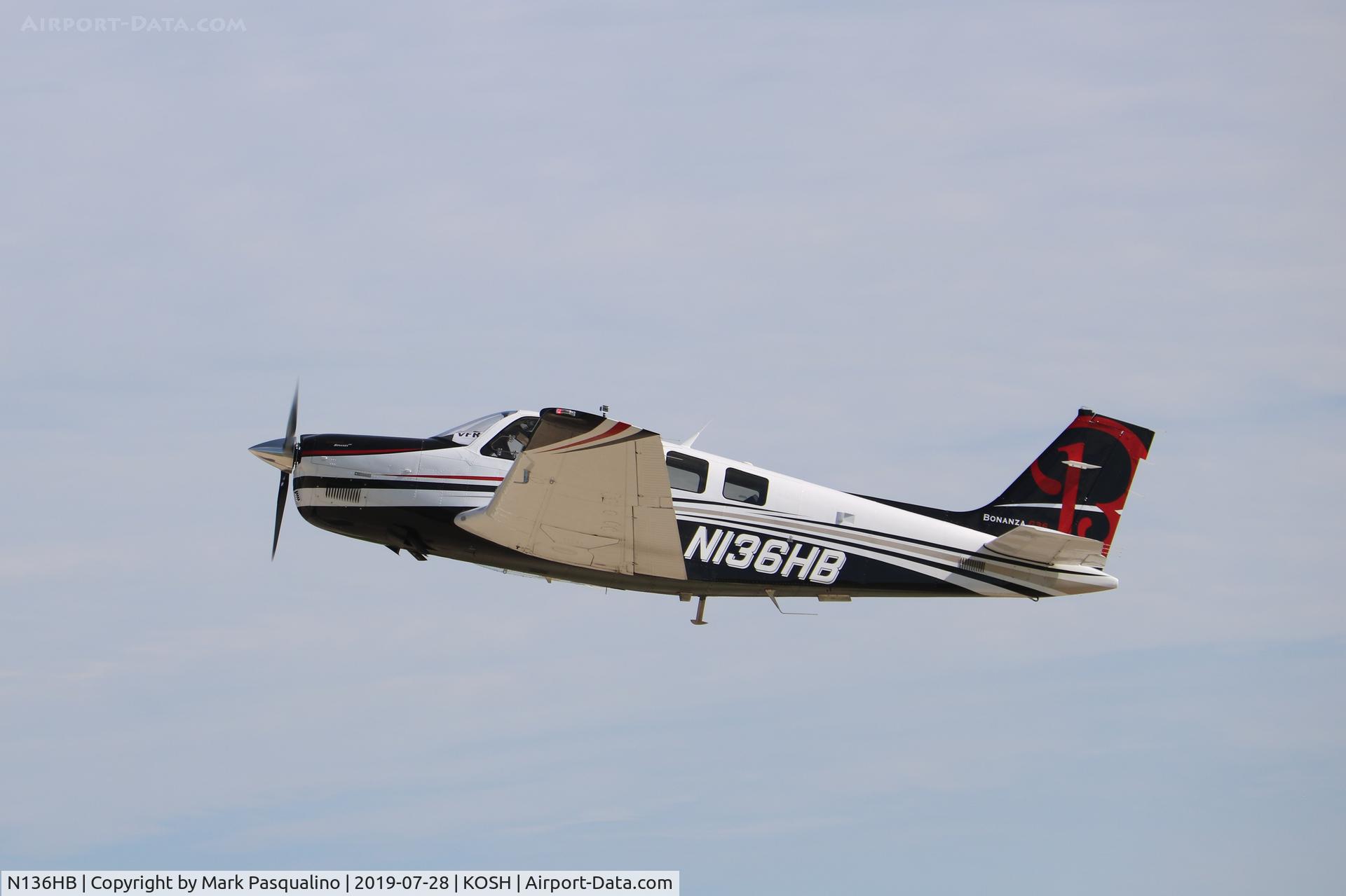 N136HB, Hawker Beechcraft Corp G36 Bonanza C/N E-3946, Beech G36