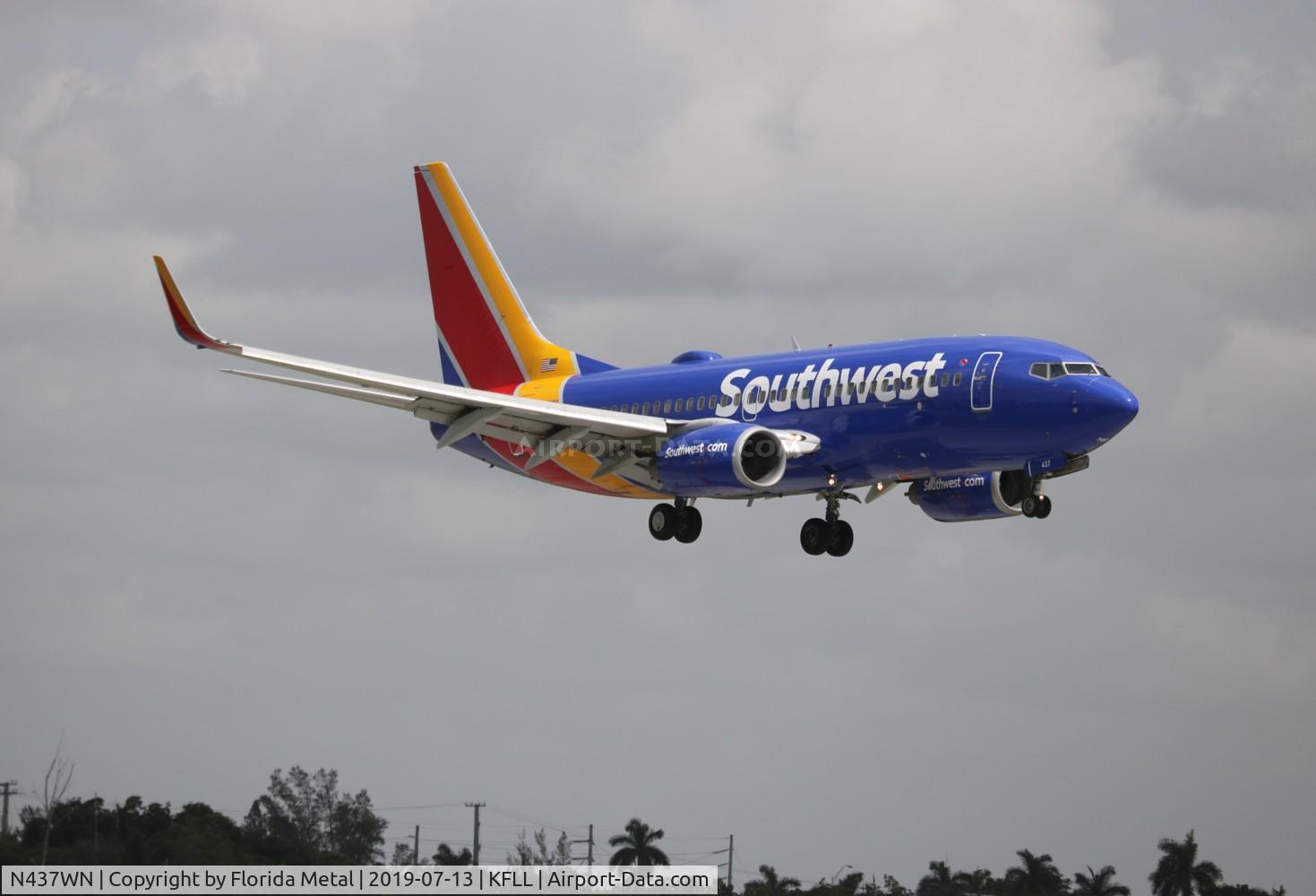 N437WN, 2003 Boeing 737-7H4 C/N 29832, Southwest