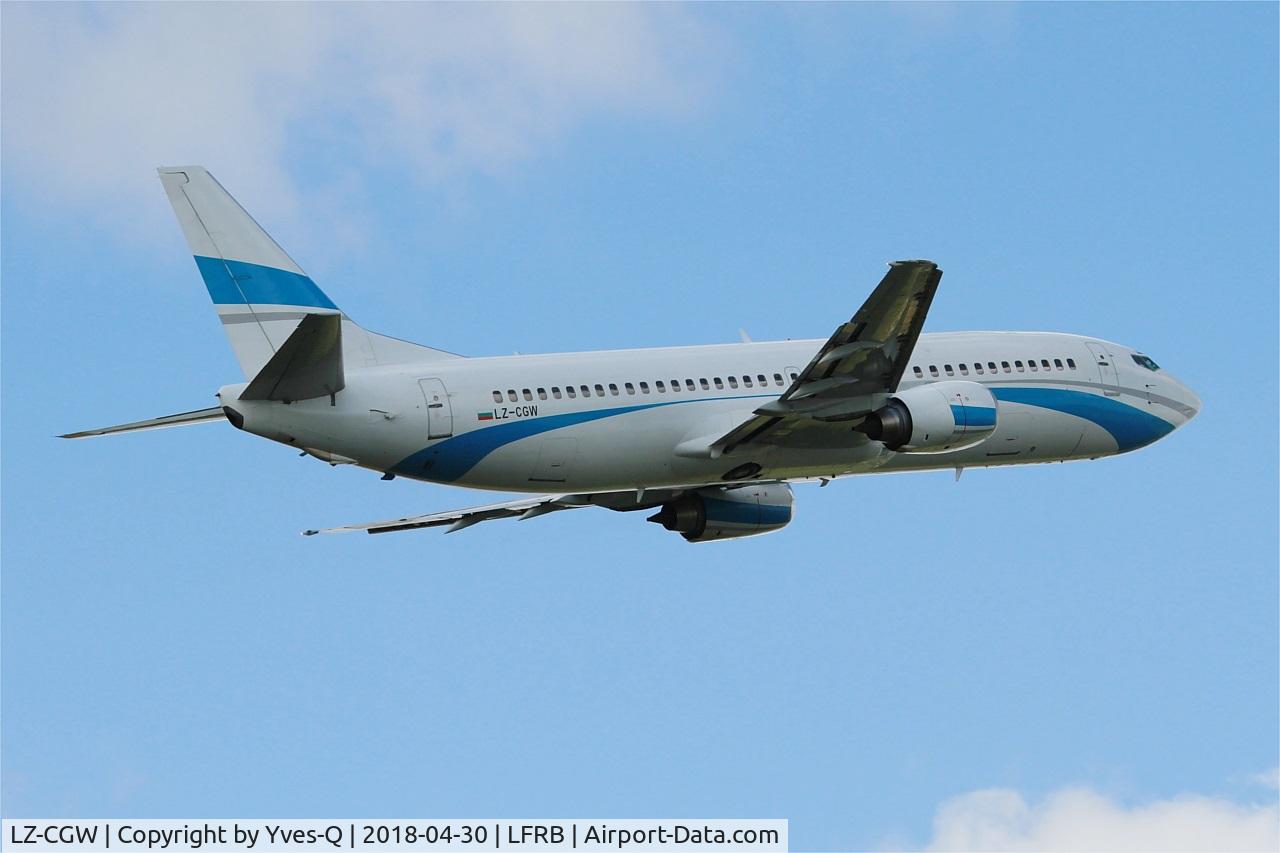 LZ-CGW, 1996 Boeing 737-46J C/N 28038, Boeing 737-46J, Take off rwy 07R, Brest-Bretagne airport (LFRB-BES)