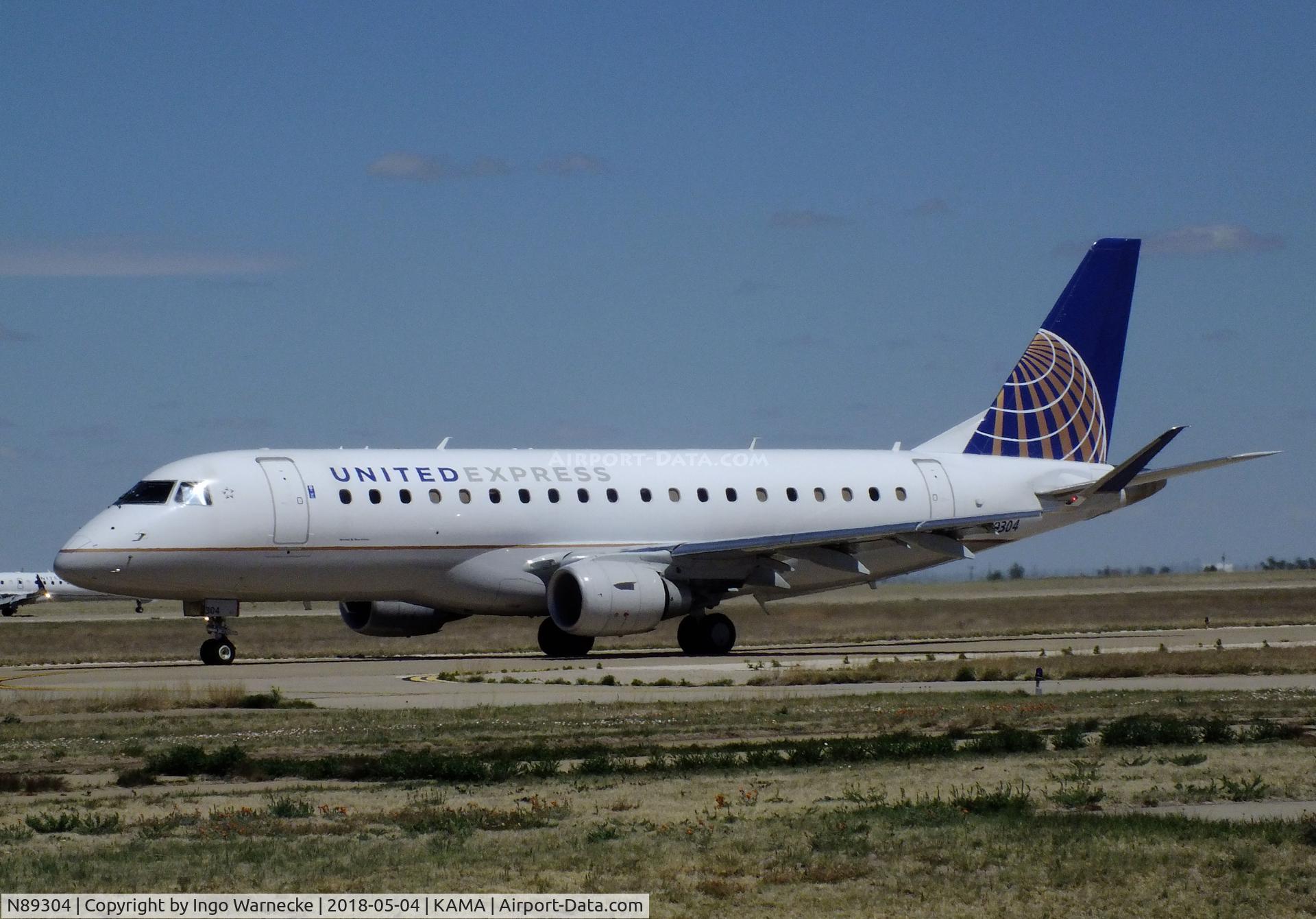 N89304, 2014 Embraer 175LR (ERJ-170-200LR) C/N 17000406, EMBRAER 175LR (ERJ-170-200LR) of United Express at Rick Husband Amarillo International Airport, Amarillo TX