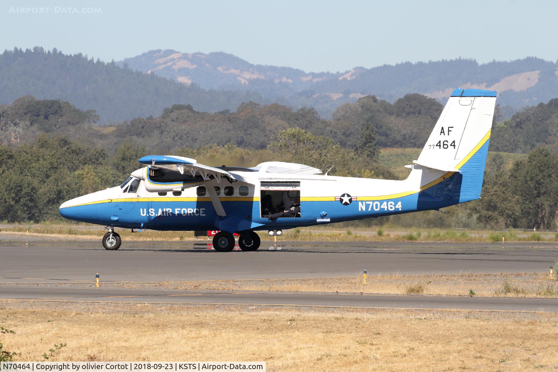 N70464, 1977 De Havilland Canada UV-18B (DHC-6 Twin Otter) C/N 555, getting ready durin the Santa Rosa airshow