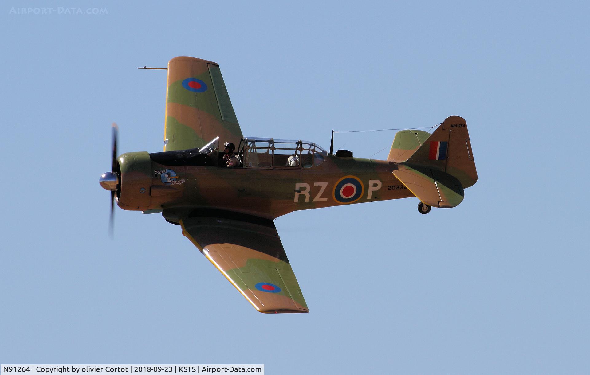 N91264, 1952 Canadian Car & Foundry Harvard MK IV C/N CCF4-123, performing with another T-6 during the Santa Rosa airshow