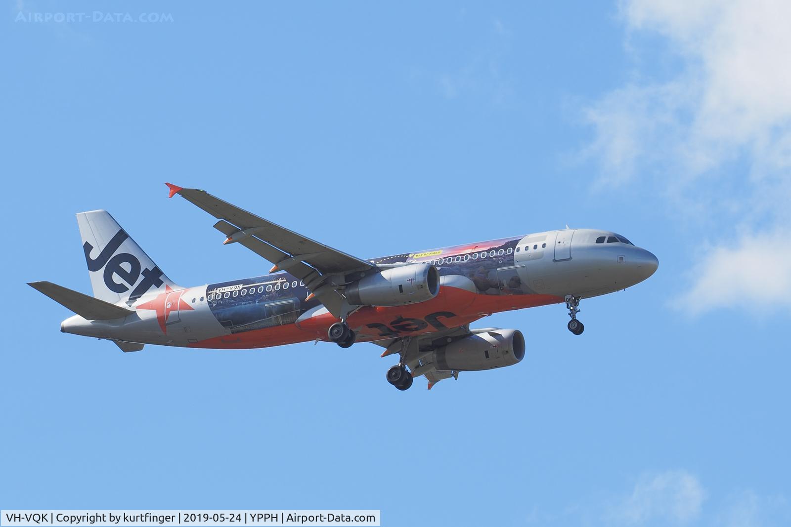 VH-VQK, 2006 Airbus A320-232 C/N 2651, Airbus A320-232. Jetstar VH-VQK finals runway 21, YPPH, 240519.