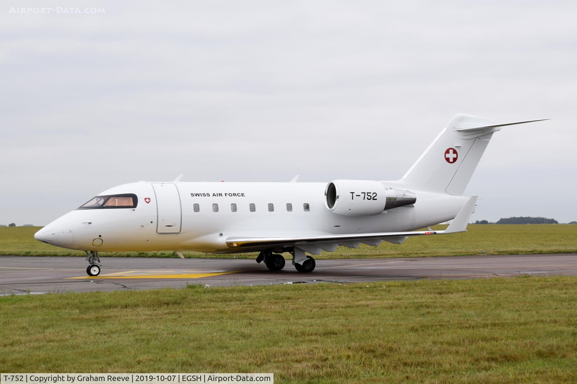 T-752, 2002 Bombardier Challenger 604 (CL-600-2B16) C/N 5540, Just landed at Norwich.