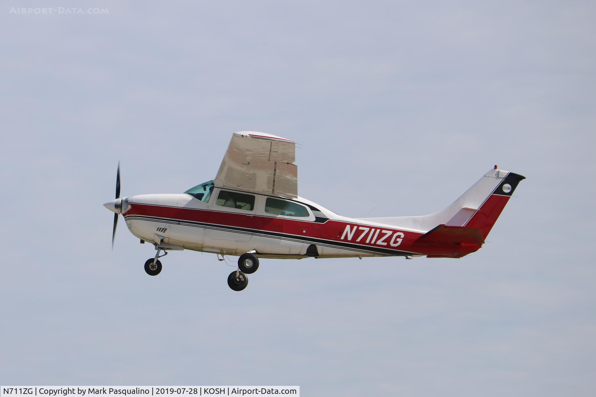 N711ZG, Cessna 210 C/N 21061817, Cessna 210