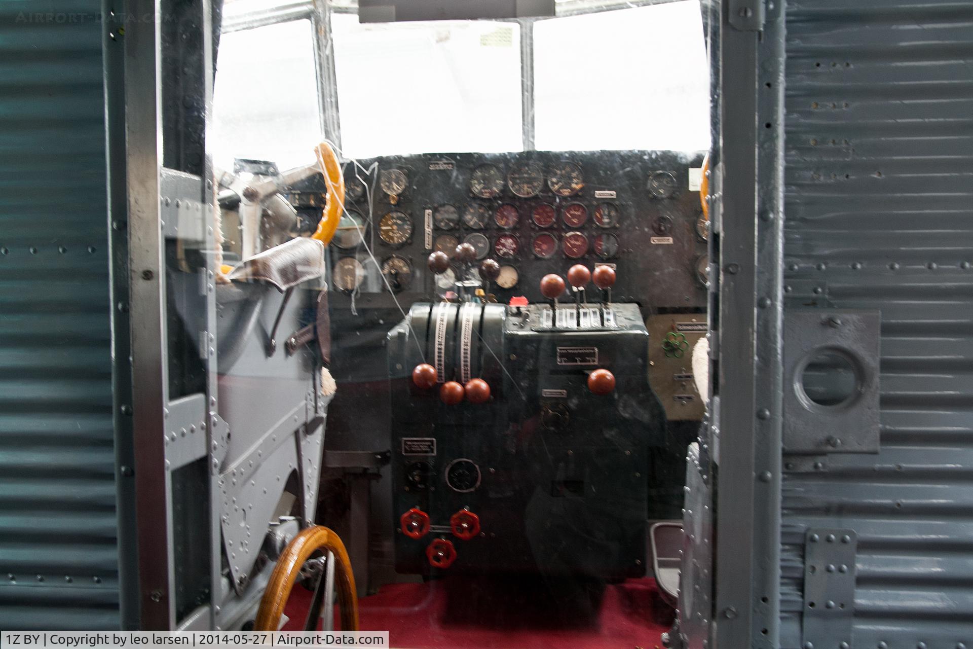 1Z BY, Junkers Ju-52/3m g4e C/N 6134 + 6791, Technikmuseum Dessau 27.5.2014