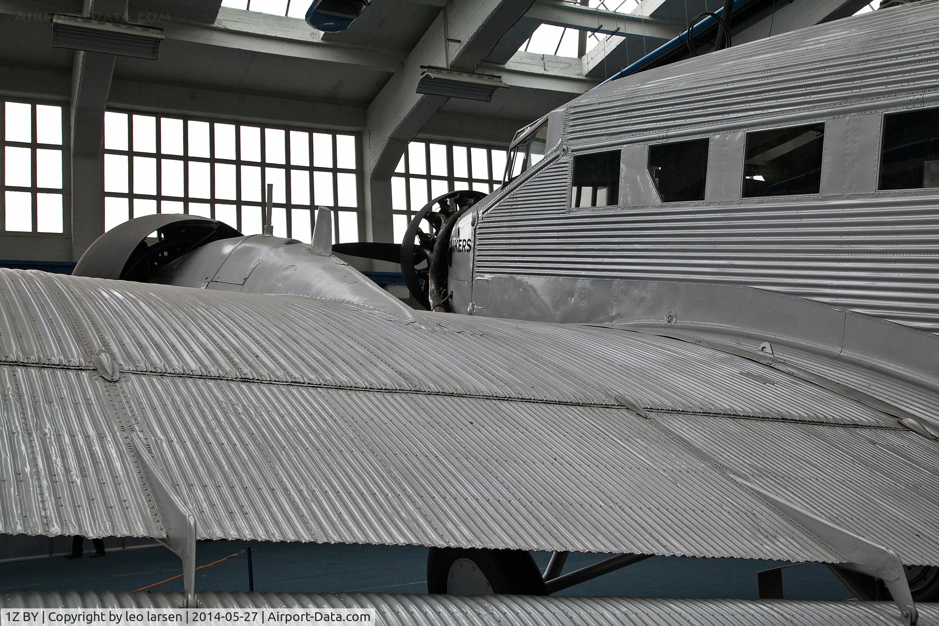 1Z BY, Junkers Ju-52/3m g4e C/N 6134 + 6791, Technikmuseum Dessau 27.4.2014