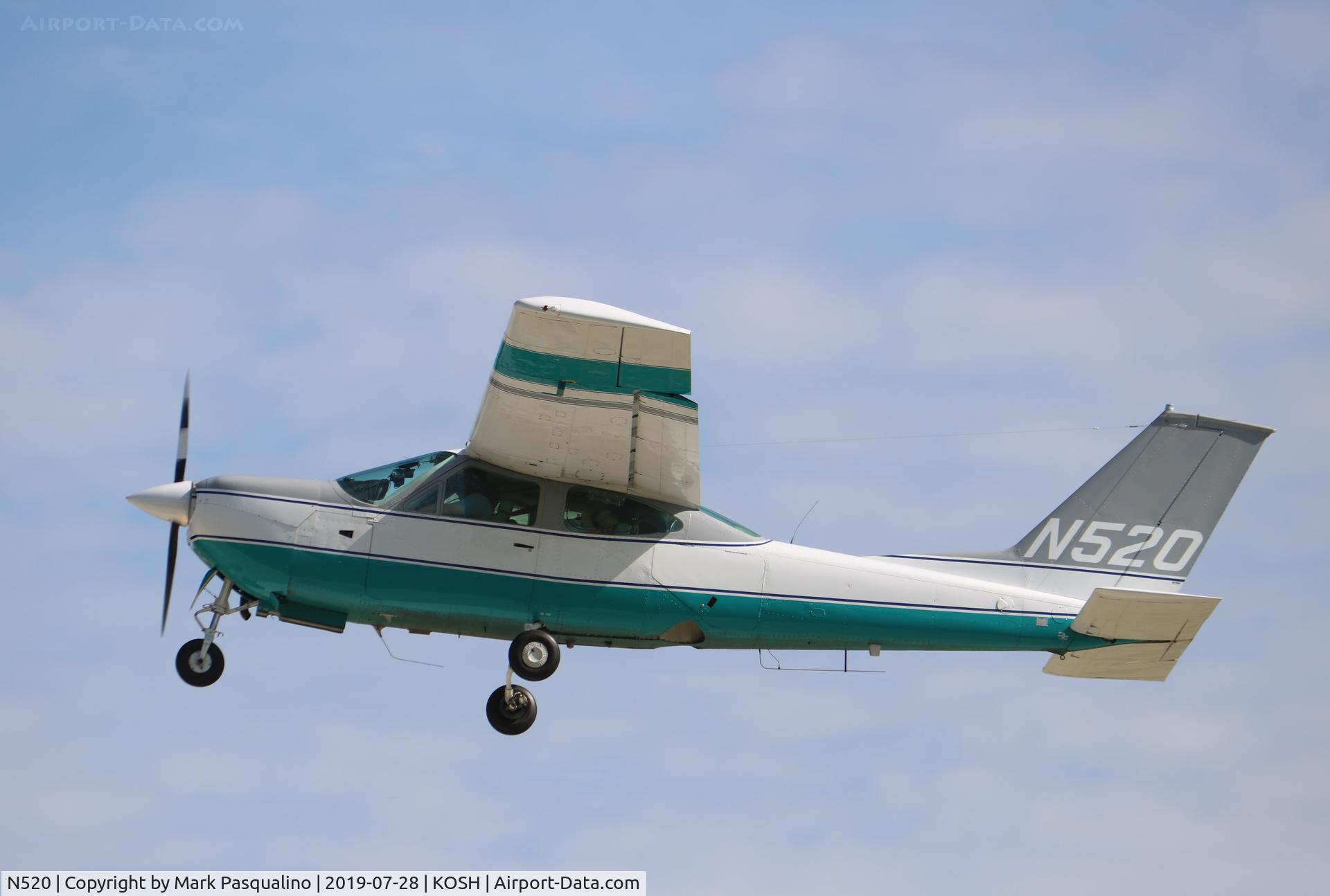 N520, Cessna 177RG Cardinal C/N 177RG1164, Cessna 177RG
