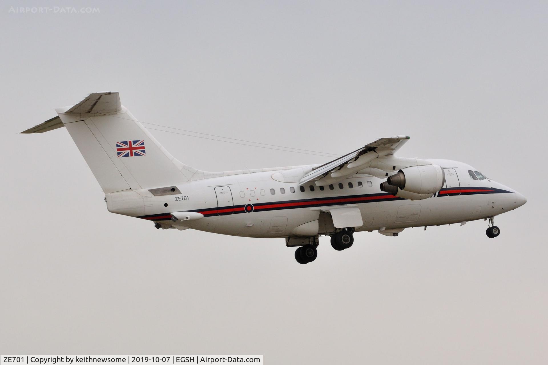ZE701, 1985 British Aerospace BAe.146 CC.2 C/N E1029, Training mission.