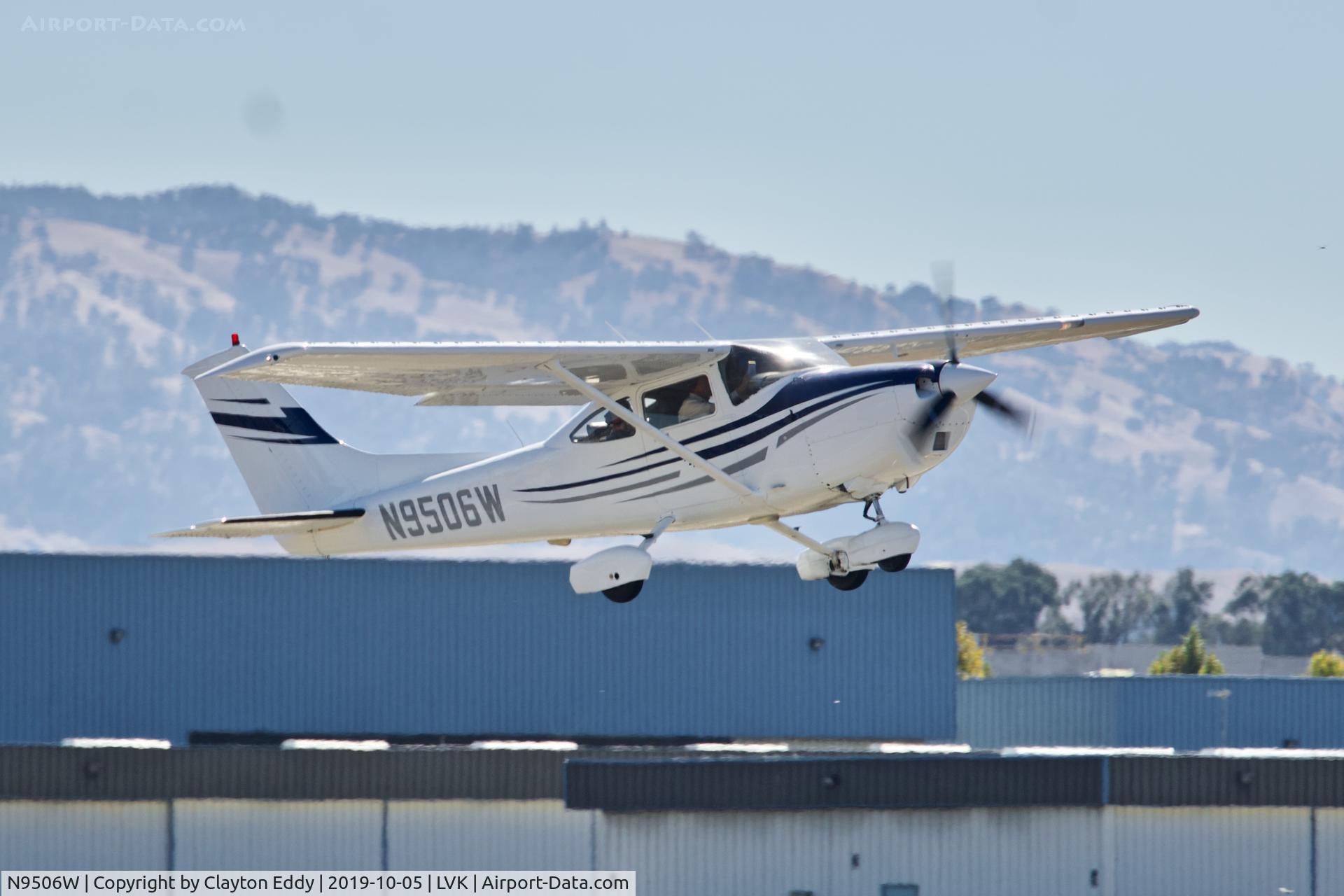 N9506W, 1997 Cessna 182S Skylane C/N 18280110, Livermore airport California 2019.