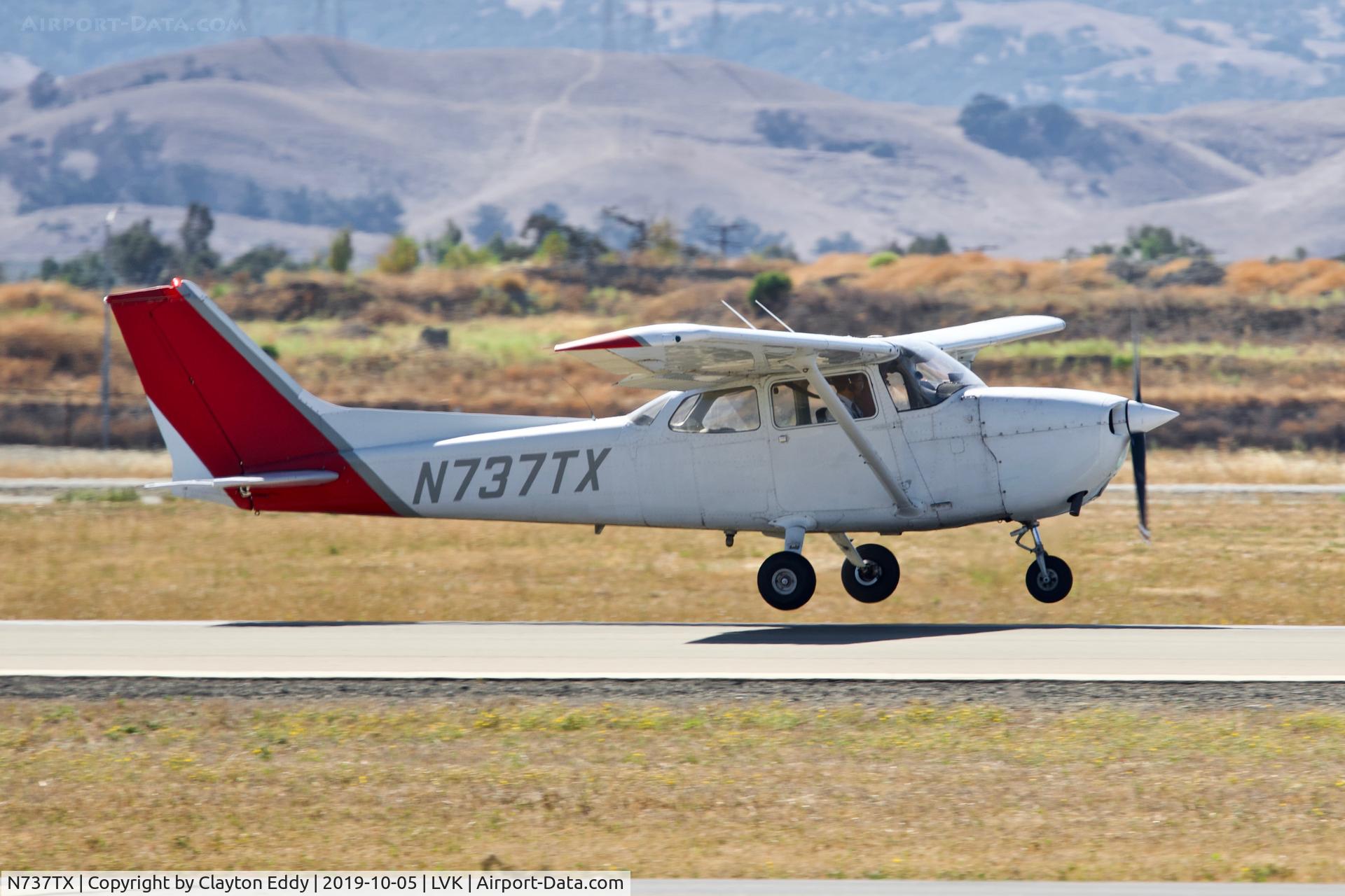 N737TX, 1977 Cessna 172N C/N 17269672, Livermore airport California 2019.