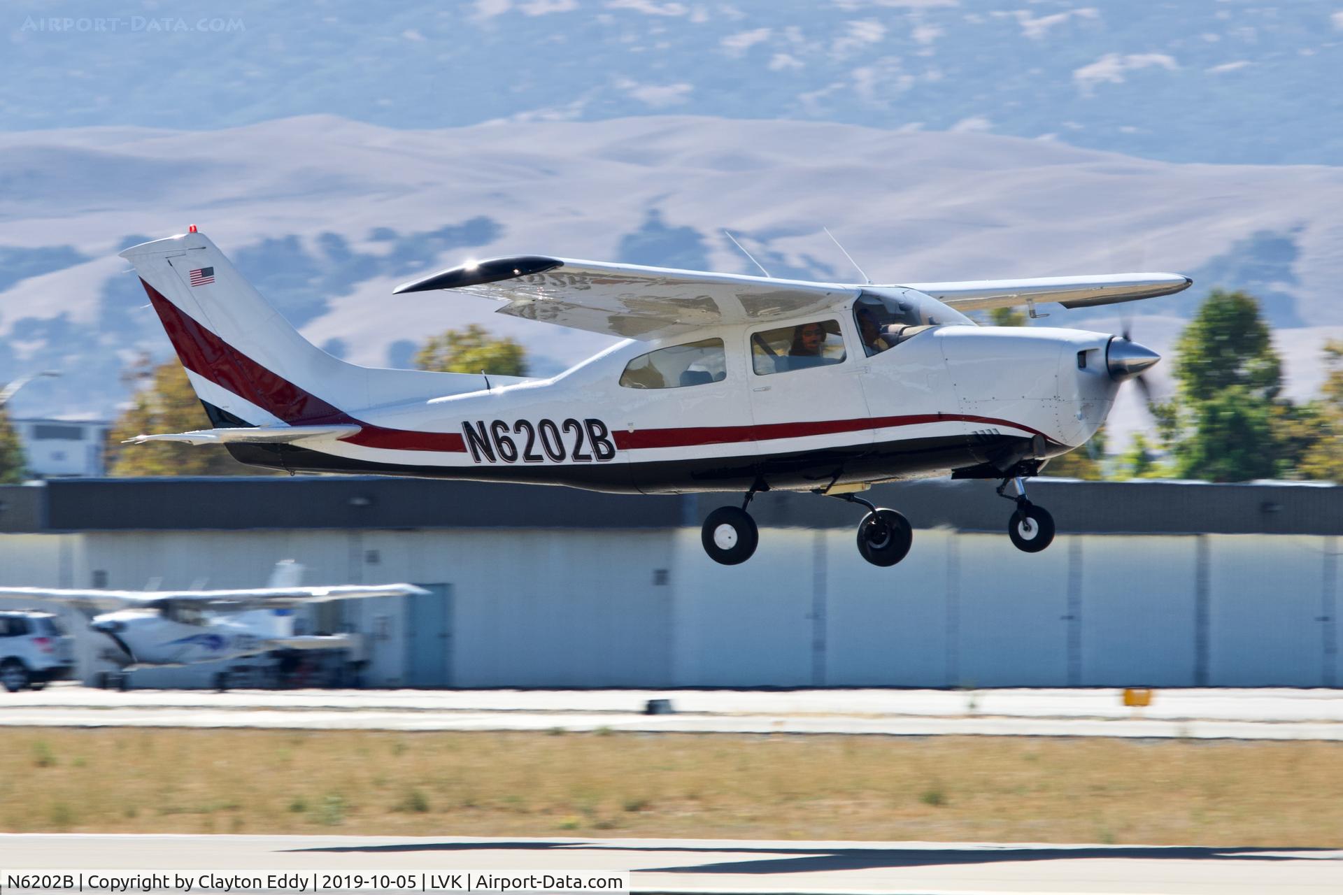 N6202B, 1978 Cessna T210M Turbo Centurion C/N 21062706, Livermore airport California 2019.