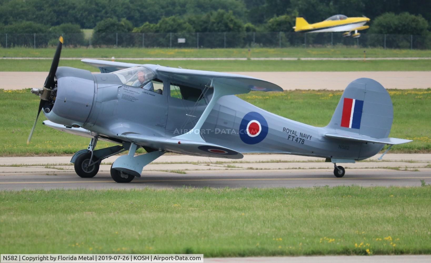 N582, 1944 Beech D17S Staggerwing C/N 6704, Staggerwing