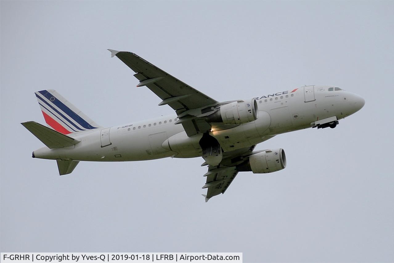 F-GRHR, 2001 Airbus A319-111 C/N 1415, Airbus A319-111, Take off rwy 07R, Brest-Bretagne airport (LFRB-BES)