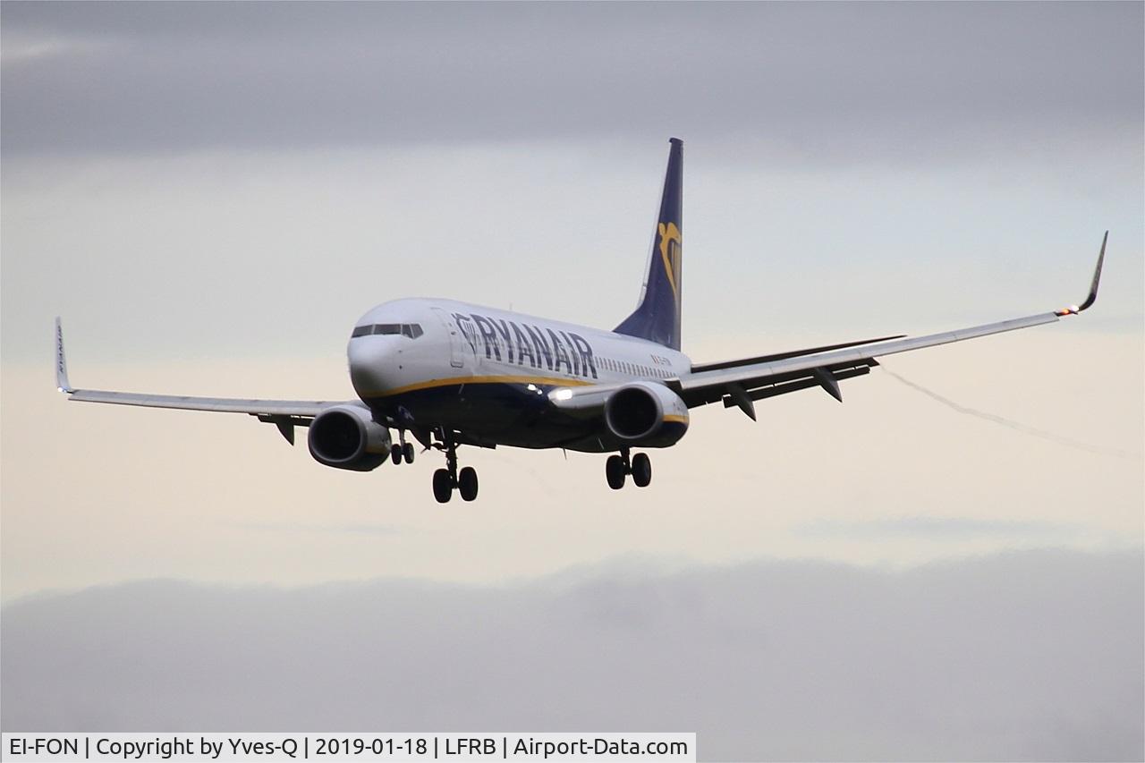 EI-FON, 2016 Boeing 737-8AS C/N 44721, Boeing 737-8AS, Short approach rwy 25L, Brest-Bretagne airport (LFRB-BES)