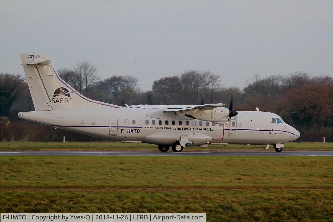 F-HMTO, 1988 ATR 42-320 C/N 078, ATR 42-320, Taxiing rwy 25L, Brest-Bretagne Airport (LFRB-BES)
