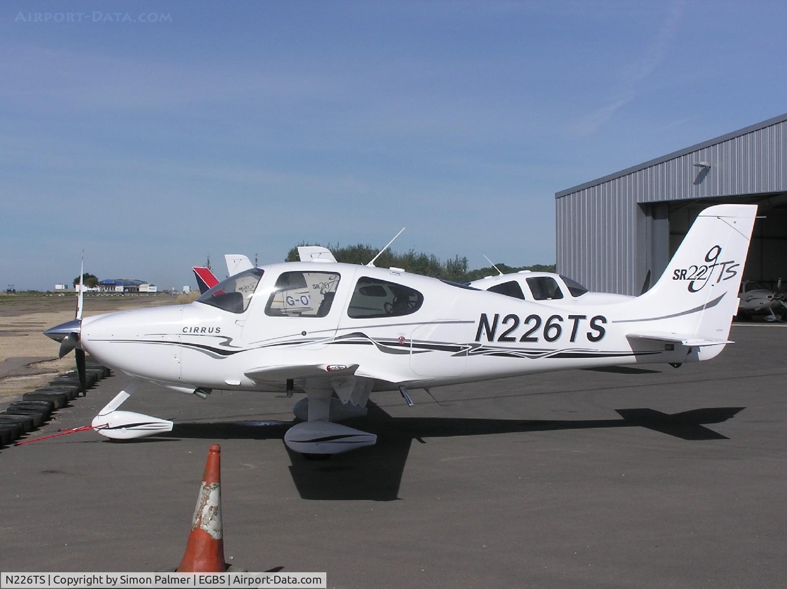 N226TS, 2005 Cirrus SR22 GTS C/N 1548, Cirrus at Turweston