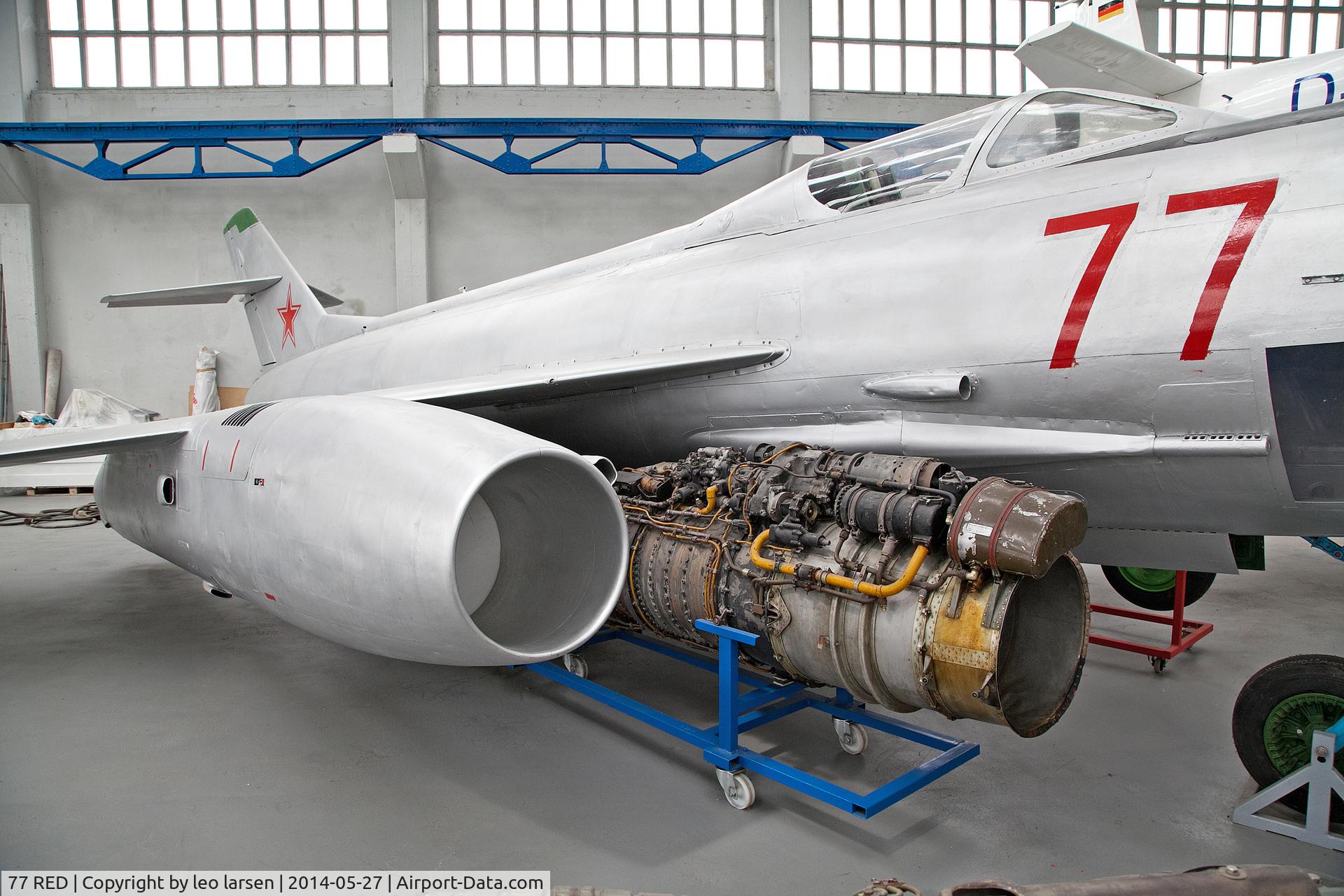 77 RED, Yakovlev Yak-27R C/N 0708, Technikmuseum Dessau 27.5.2014