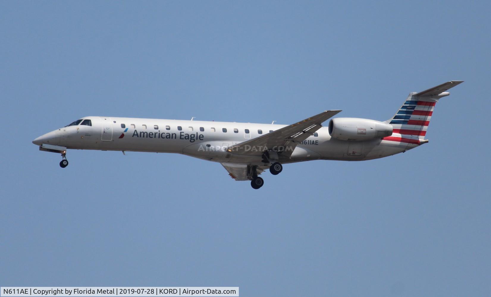 N611AE, 1998 Embraer ERJ-145LR (EMB-145LR) C/N 145074, American Eagle