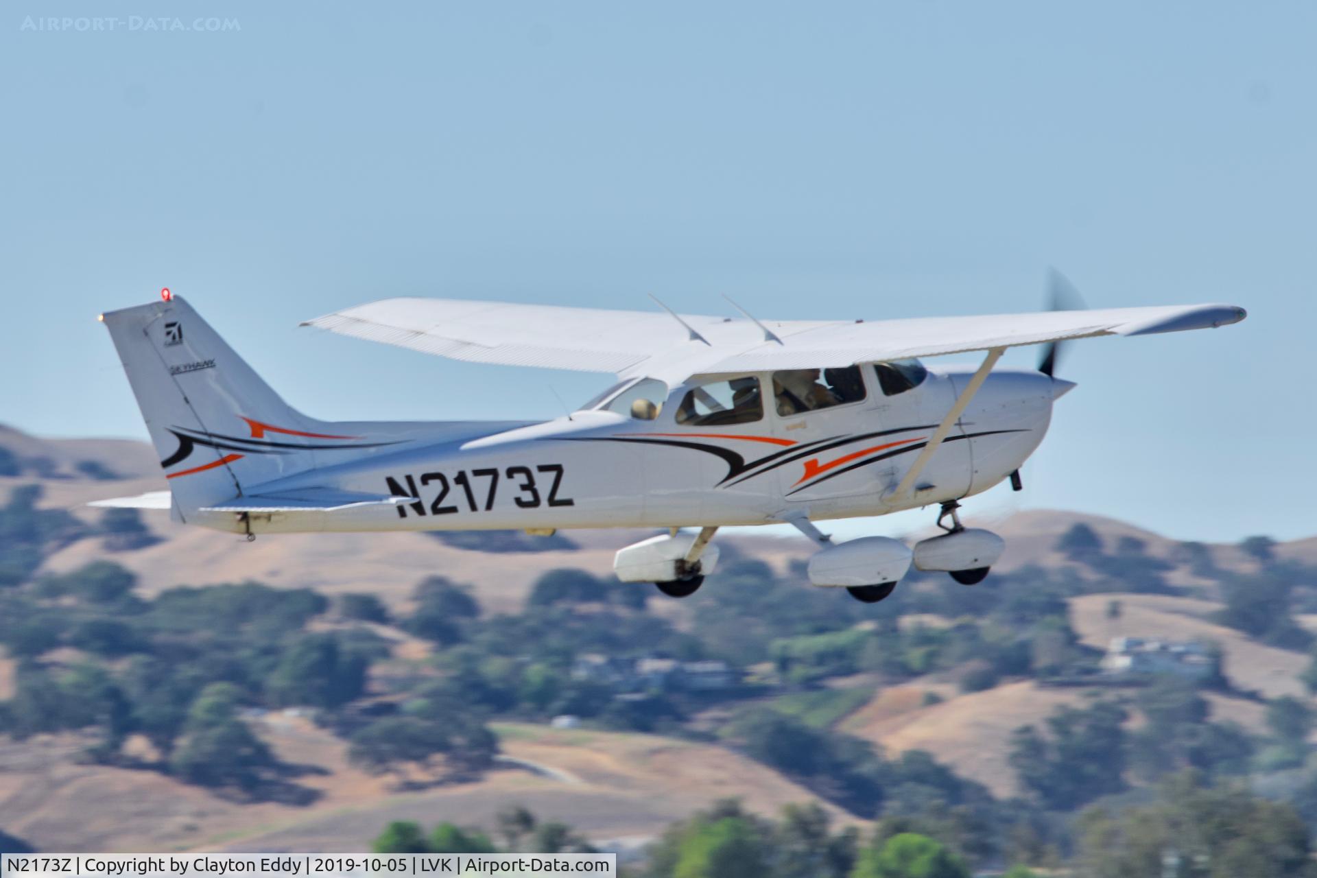 N2173Z, 2004 Cessna 172R C/N 17281216, Livermore airport airshow 2019.