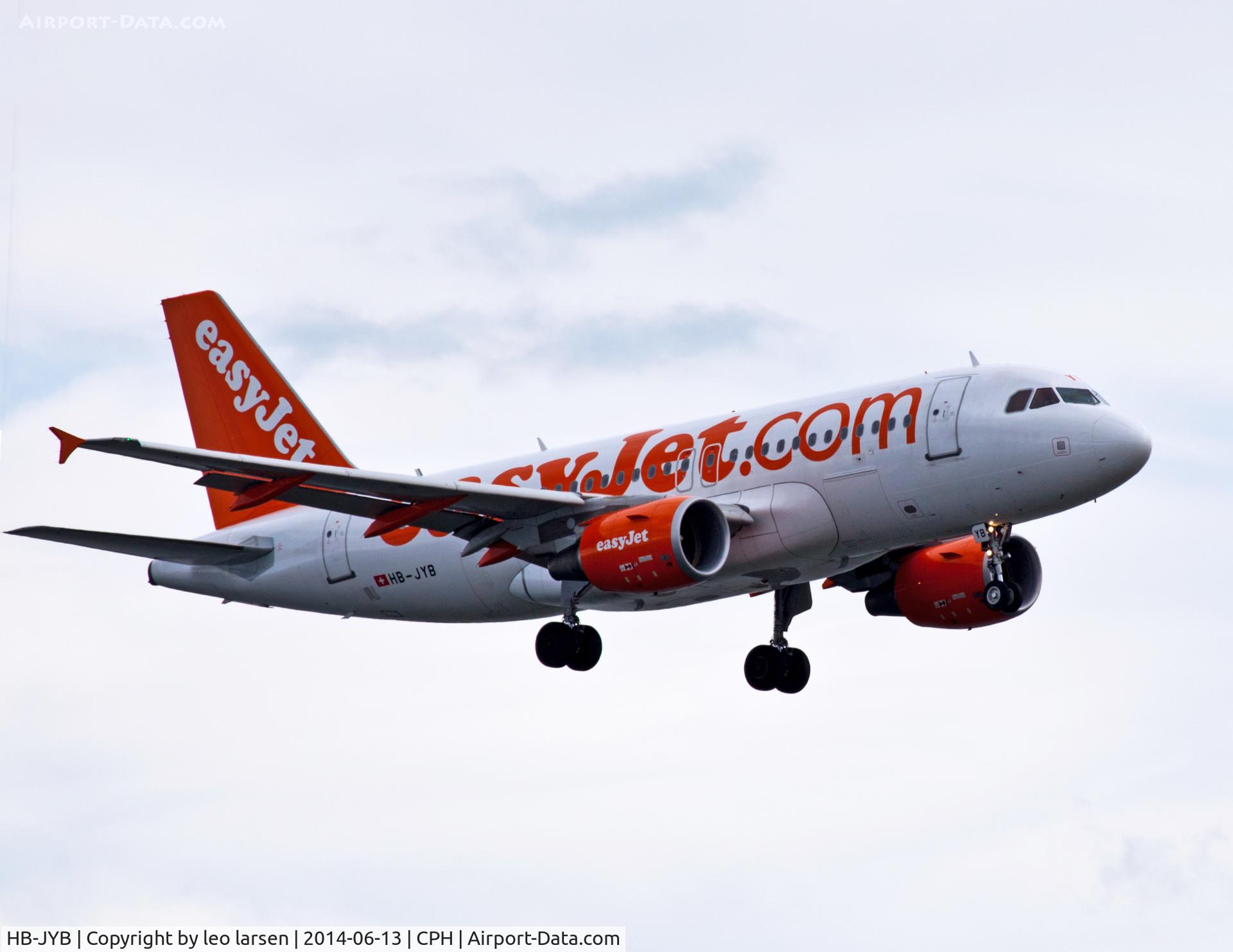 HB-JYB, 2011 Airbus A319-111 C/N 4837, Copenhagen 13.6.2014 L/D R-30