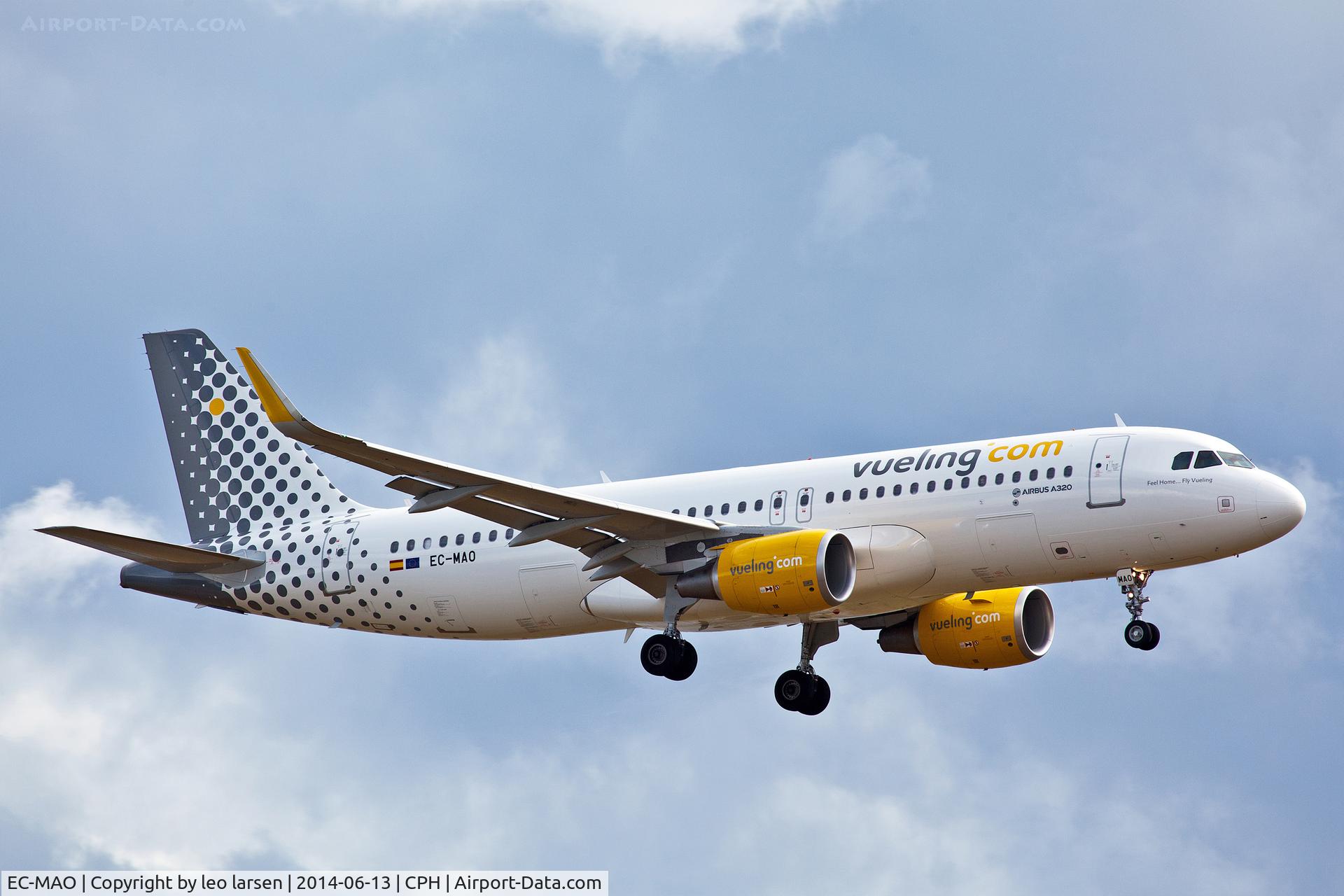 EC-MAO, 2014 Airbus A320-214 C/N 6081, Copenhagen 13.6.2014